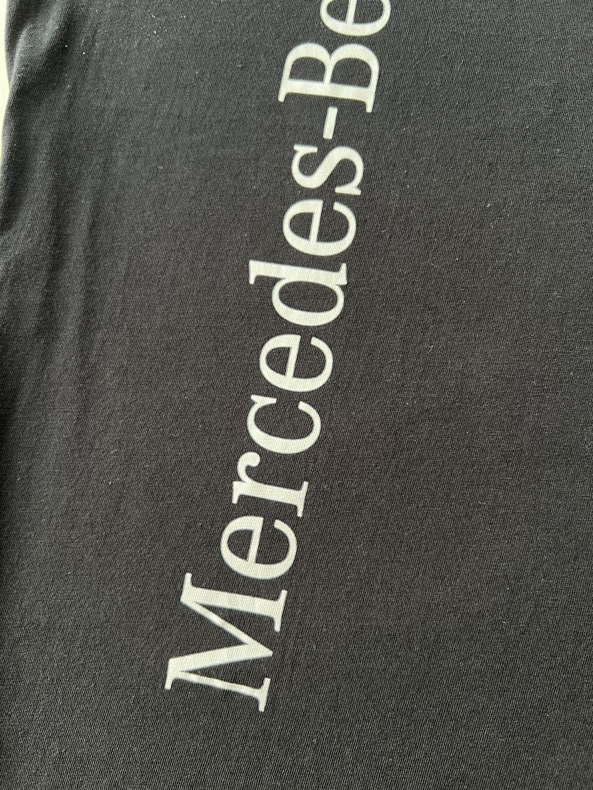 Mercedes-Benz Vintage 2000s Mercedes Benz Black T-shirt Size US L / EU 52-54 / 3 - 8 Thumbnail