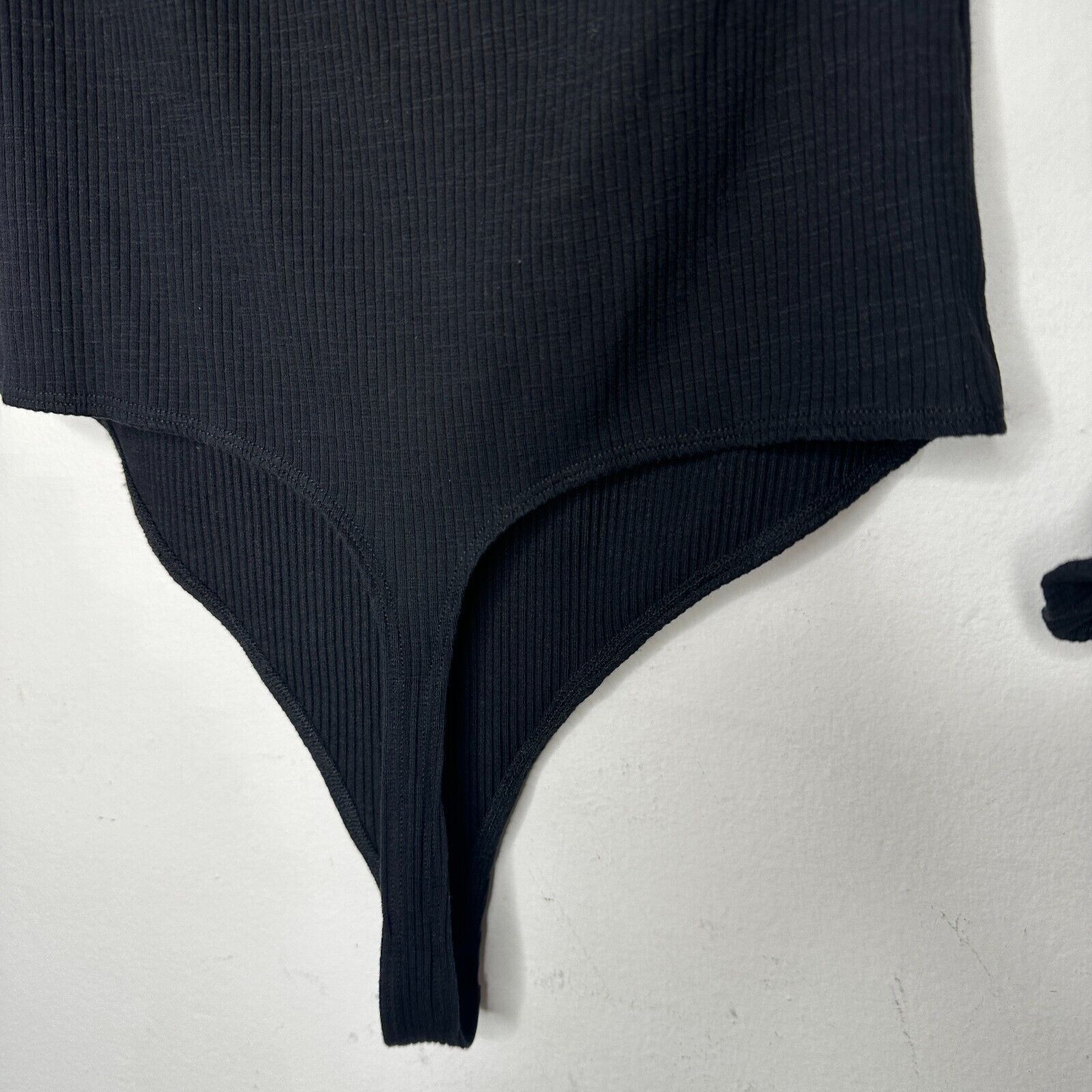 REVOLVE Lovers + Friends Hudson Black Ruffle Off Shoulder Bodysuit L Size L / US 10 / IT 46 - 5 Thumbnail