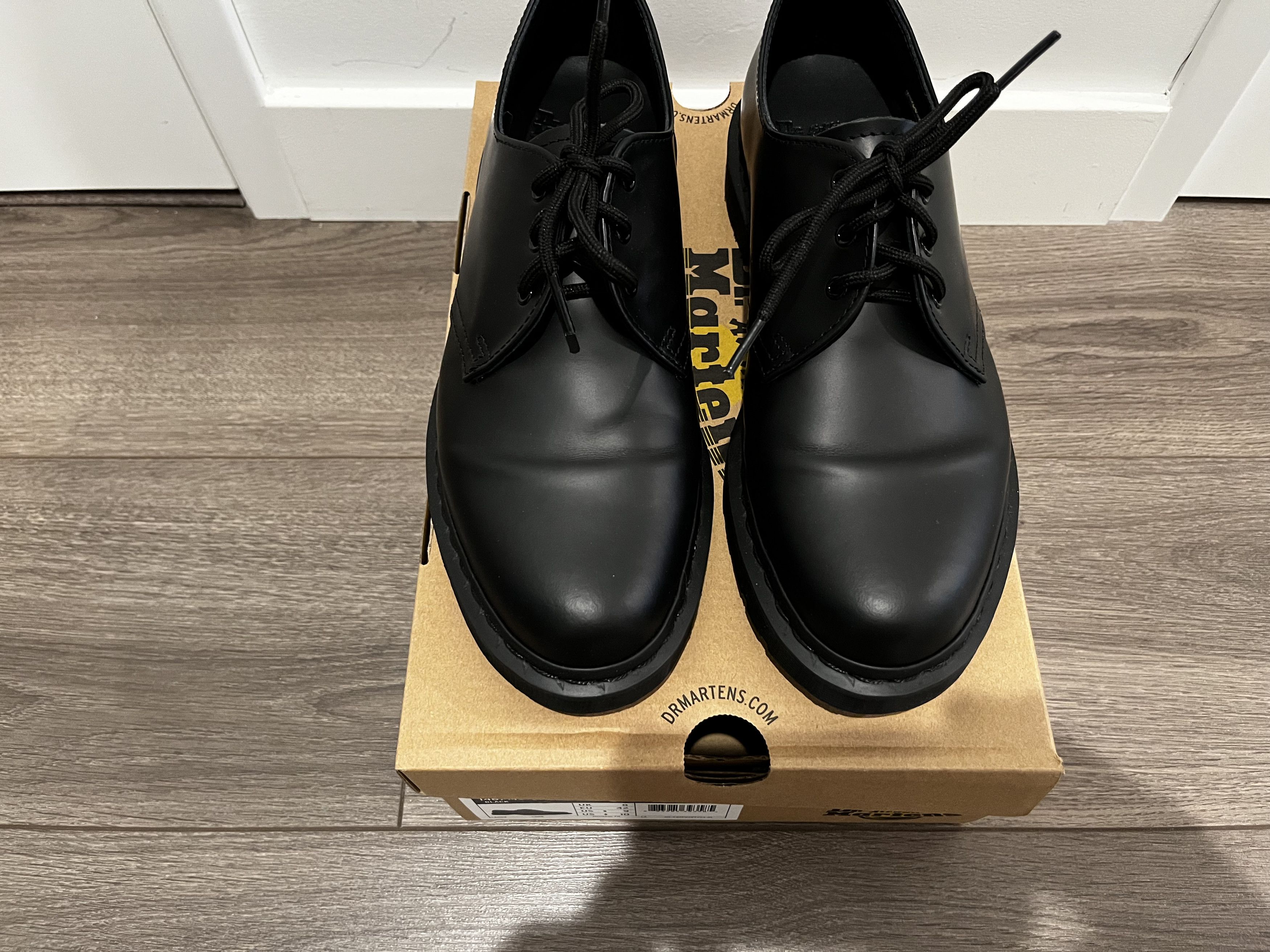 Dr. Martens 1461 Mono Size US 9 / EU 42 - 3 Thumbnail