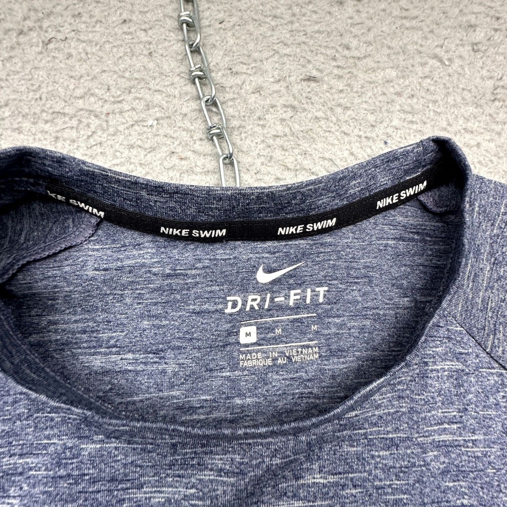 Nike Nike Swim Hydroguard Essential UPF Mens UV Long Sleeve Shirt Mens Medium Navy Shirt Size US M / EU 48-50 / 2 - 3 Thumbnail