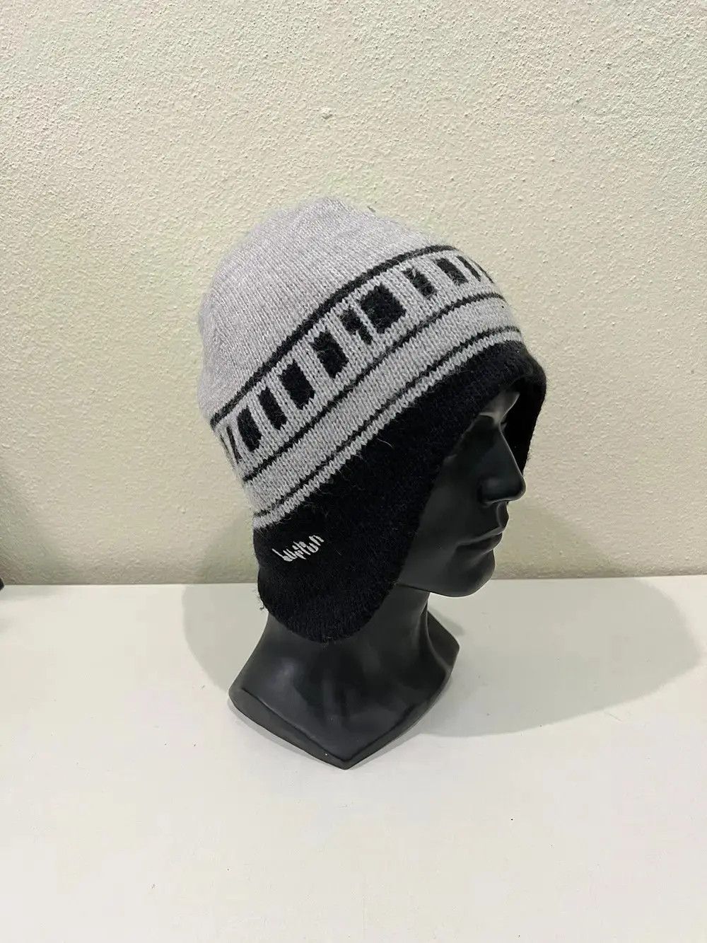 Burton Burton Beanie Hat Size ONE SIZE - 2 Thumbnail