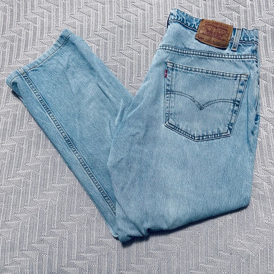 Levi's Levi's 505 light wash straight leg jeans Size US 38 / EU 54 - 1 Thumbnail