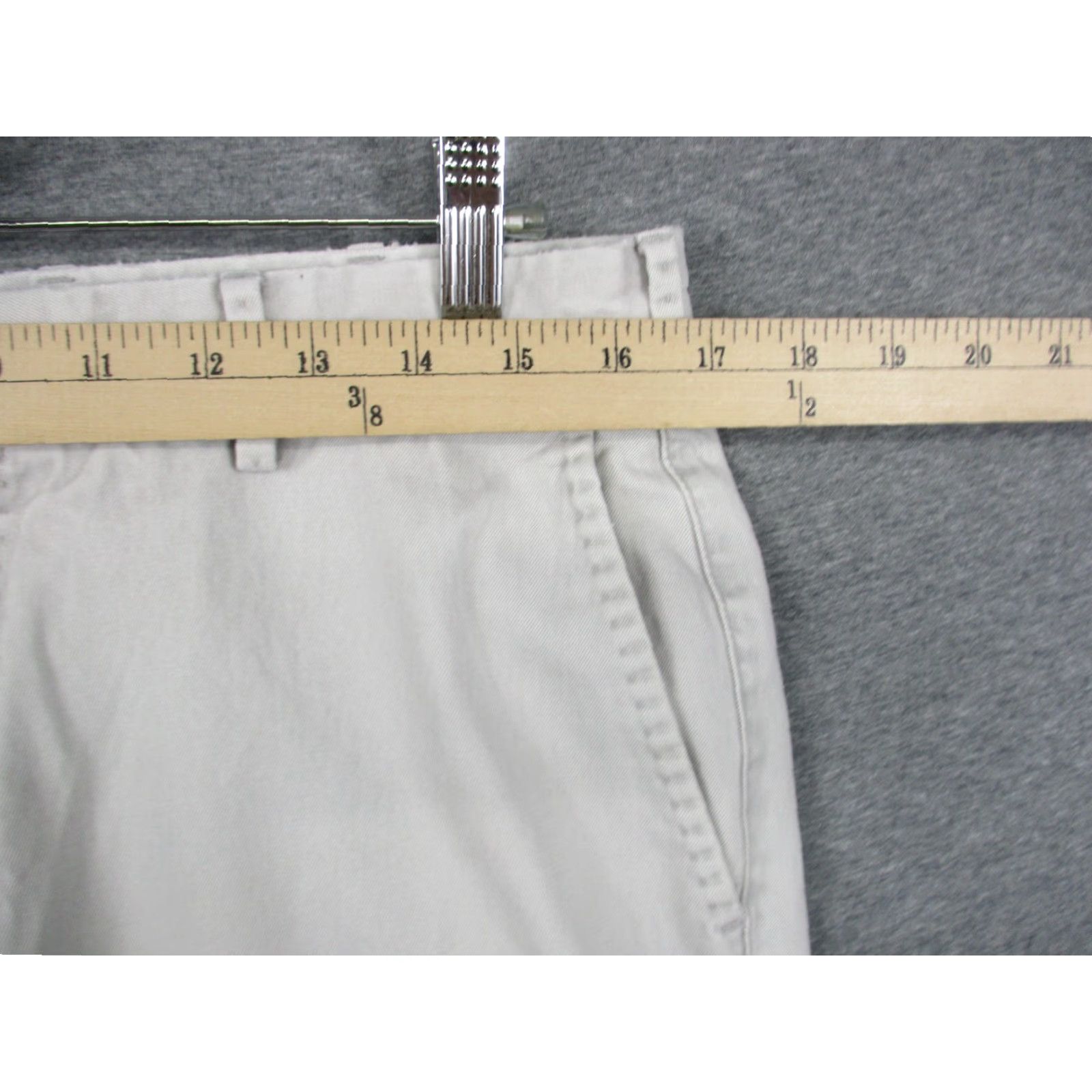 Peter Millar Peter Millar Crown Sport Pants Mens 34 Beige Golf Stretch MCOB84 Crown Sport Pant Mens 34 Beige Straight Leg Chino Modern City Logo Size US 34 / EU 50 - 5 Thumbnail
