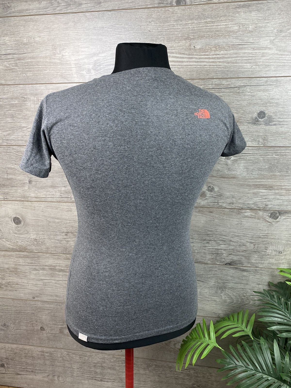 The North Face The North Face Womans tee T shirt size M Size M / US 6-8 / IT 42-44 - 4 Thumbnail