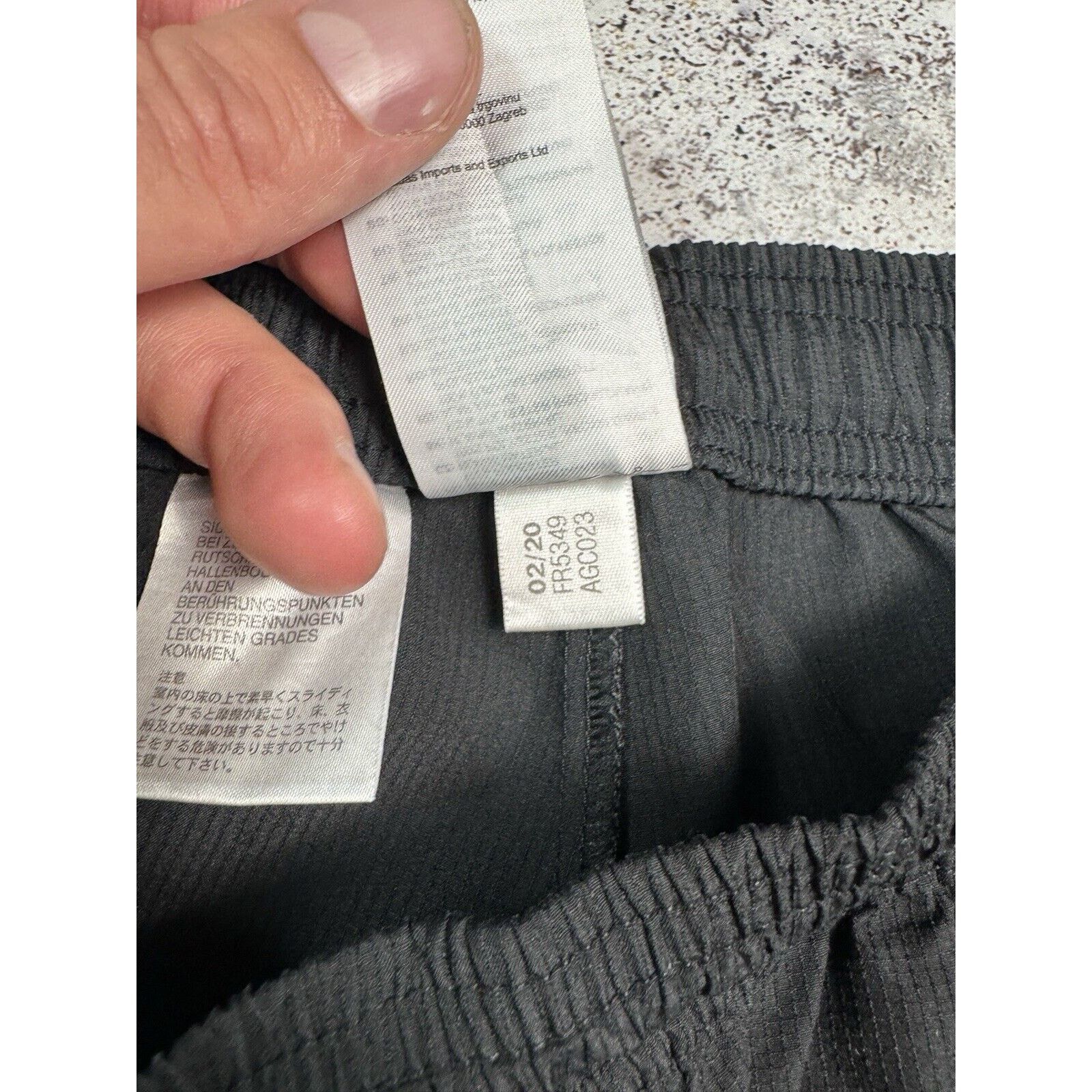 Adidas Adidas Bayern Munchen Trackpants Blokecore Size M Black Men Size US 32 / EU 48 - 12 Thumbnail