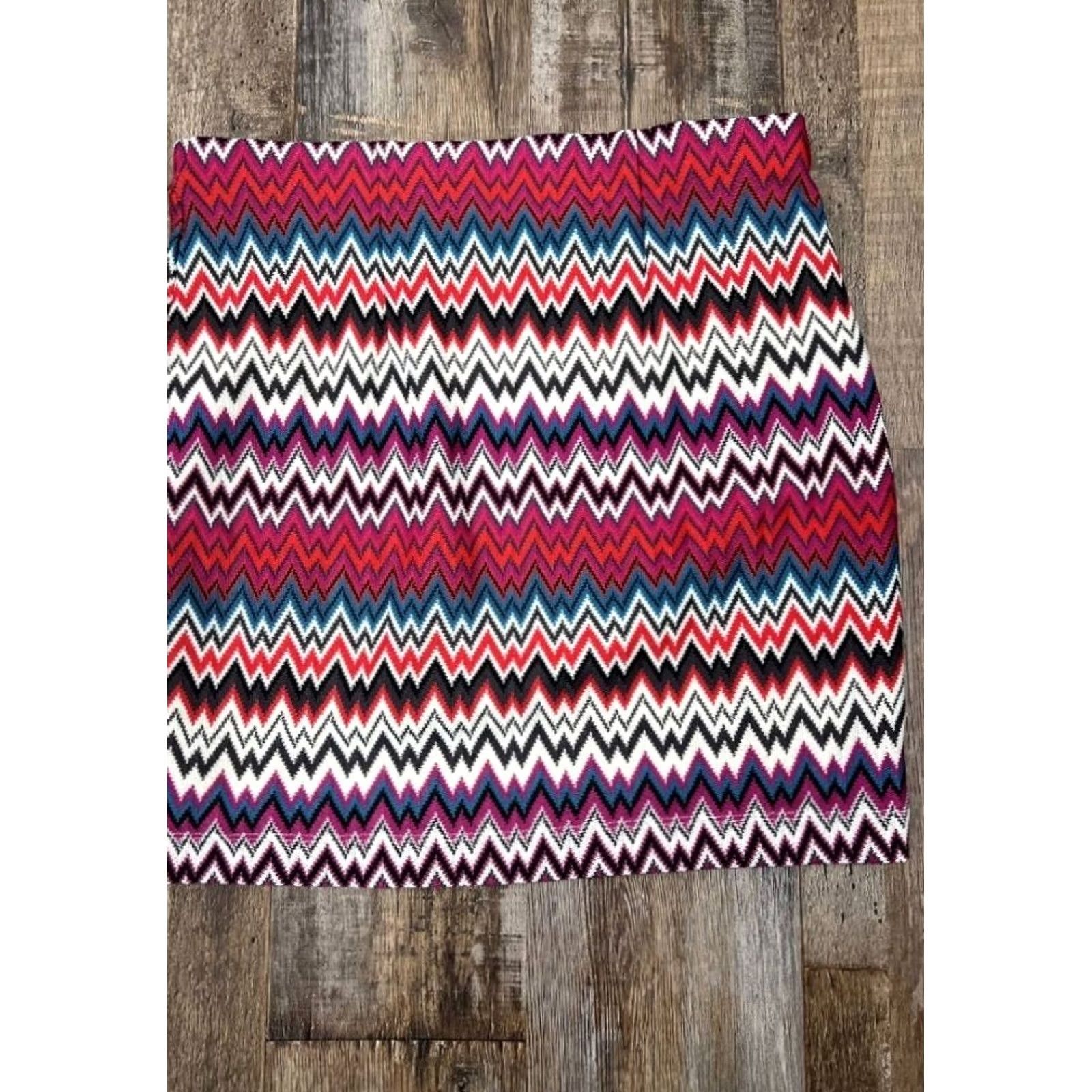 Express Express Skirt Womens XS Multicolored Chevron Knit Bodycon Mini Size 26" / US 2 / IT 38 - 6 Thumbnail