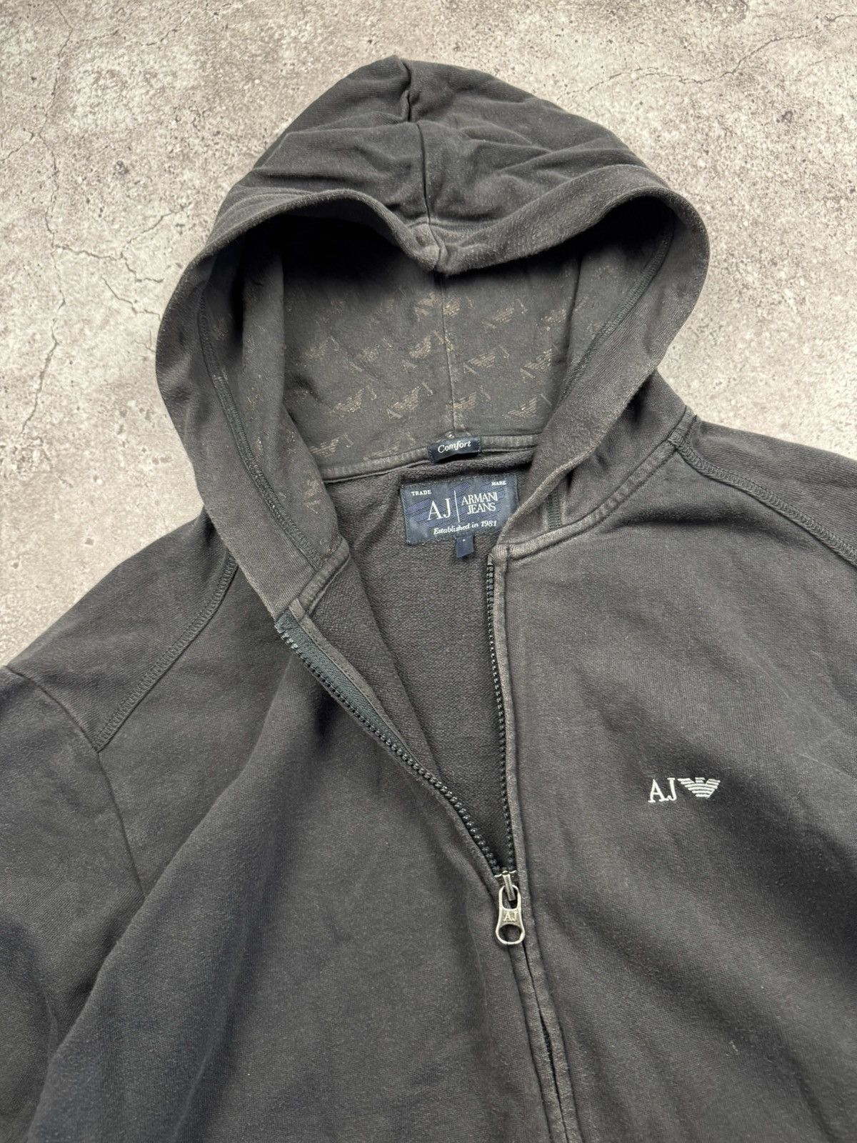 Armani Vintage Armani Jeans Y2K Faded Zip Hoodie Avant Garde Japan Size US L / EU 52-54 / 3 - 6 Thumbnail