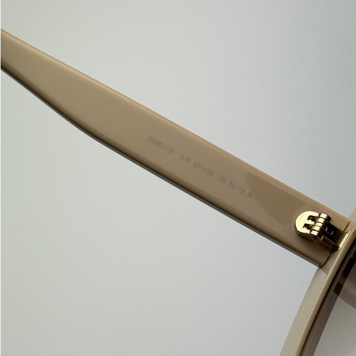 Fendi New Fendi Sunglasses FE40112I 57F Shiny Beige/Brown Gradient Size ONE SIZE - 8 Thumbnail