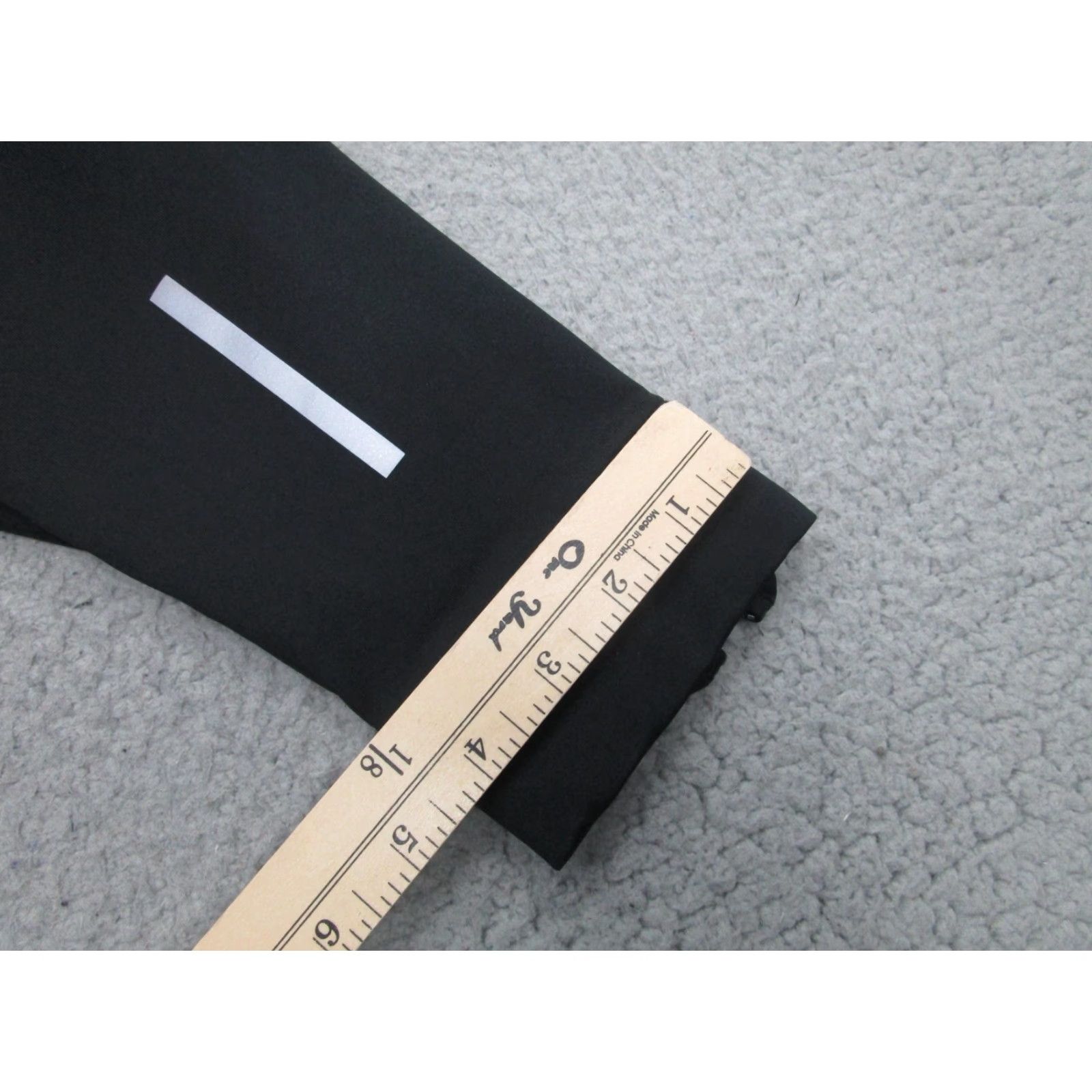 Nike Nike Shield Pants Mens Small Black Storm-FIT Running Track Joggers Thermal lined Size US 29 - 7 Thumbnail