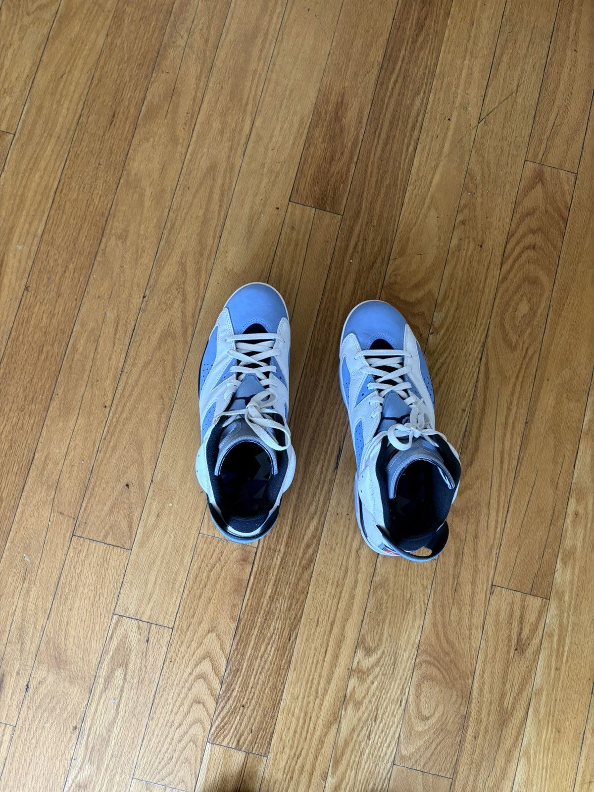 Jordan Brand UNC Blue Jordan 6s Size US 13 / EU 46 - 2 Thumbnail
