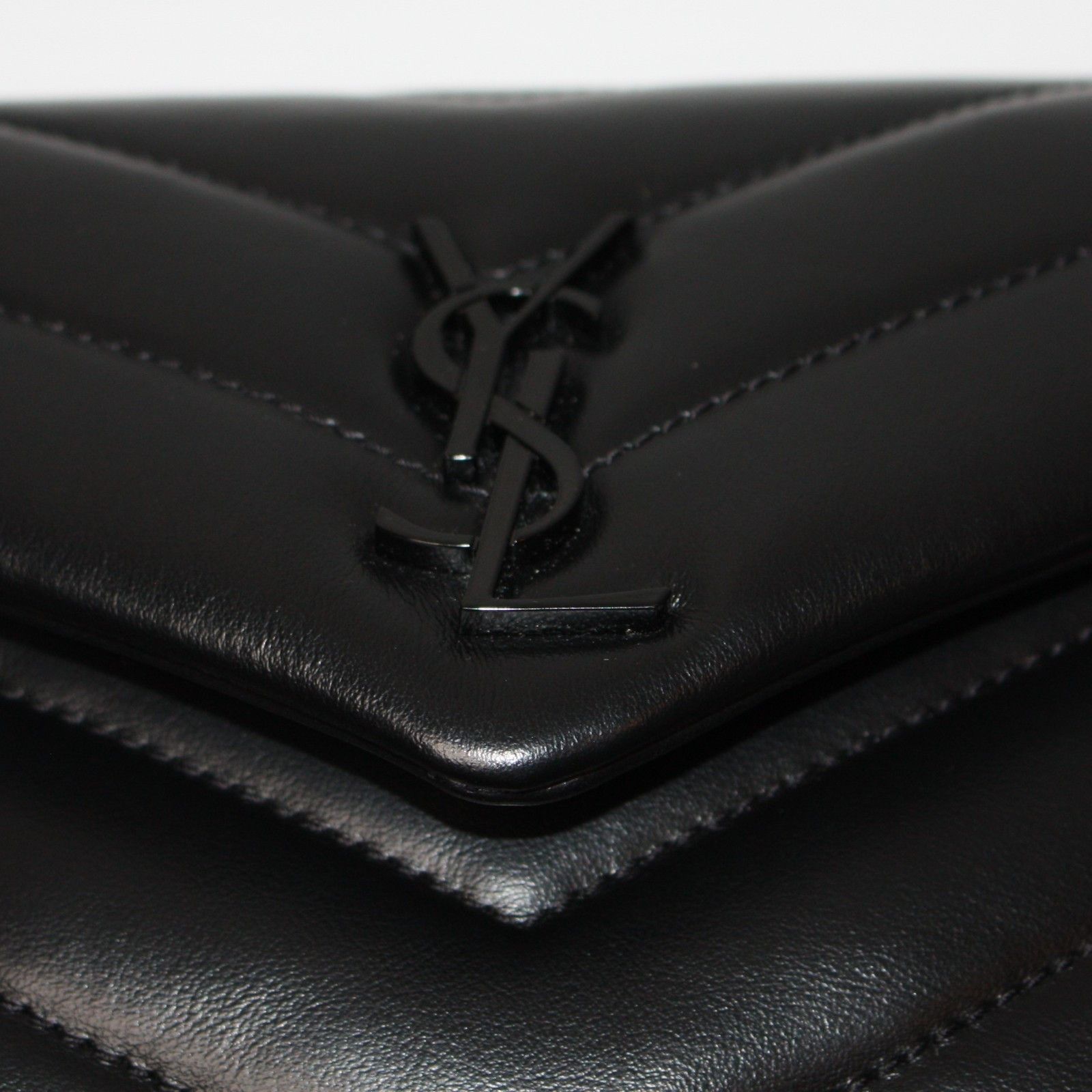 Yves Saint Laurent Toy Loulou Leather Crossbody Bag in Black NWOT MSRP $2100 Size ONE SIZE - 9 Thumbnail
