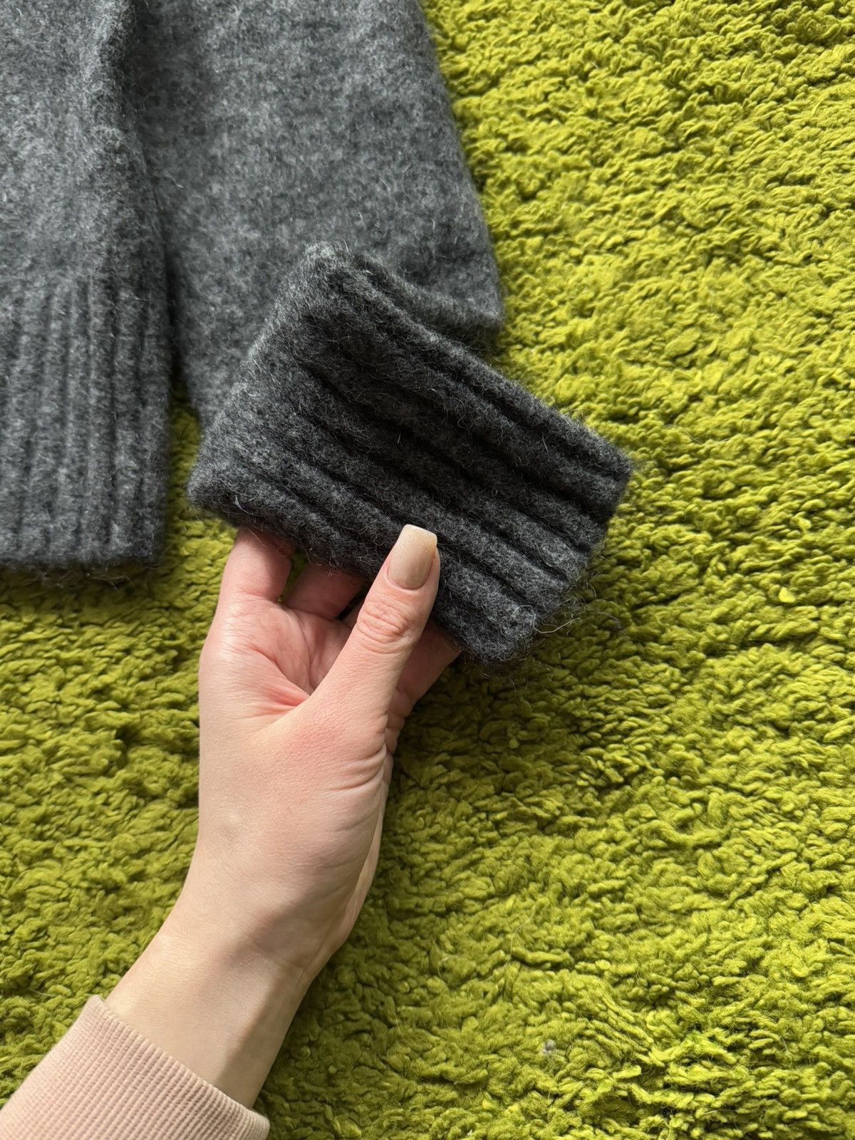 Acne Studios Acne Studios mohair + wool blend turtleneck sweater Size M / US 6-8 / IT 42-44 - 3 Thumbnail