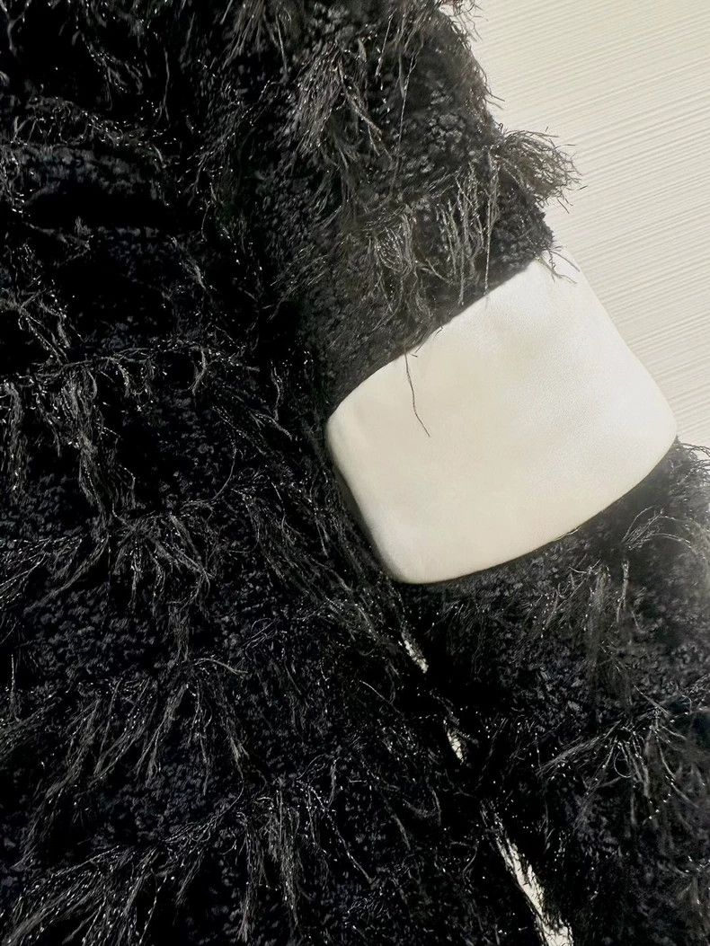 Chanel Chanel Equestrian series black and white fur coat Size XS / US 0-2 / IT 36-38 - 6 Thumbnail