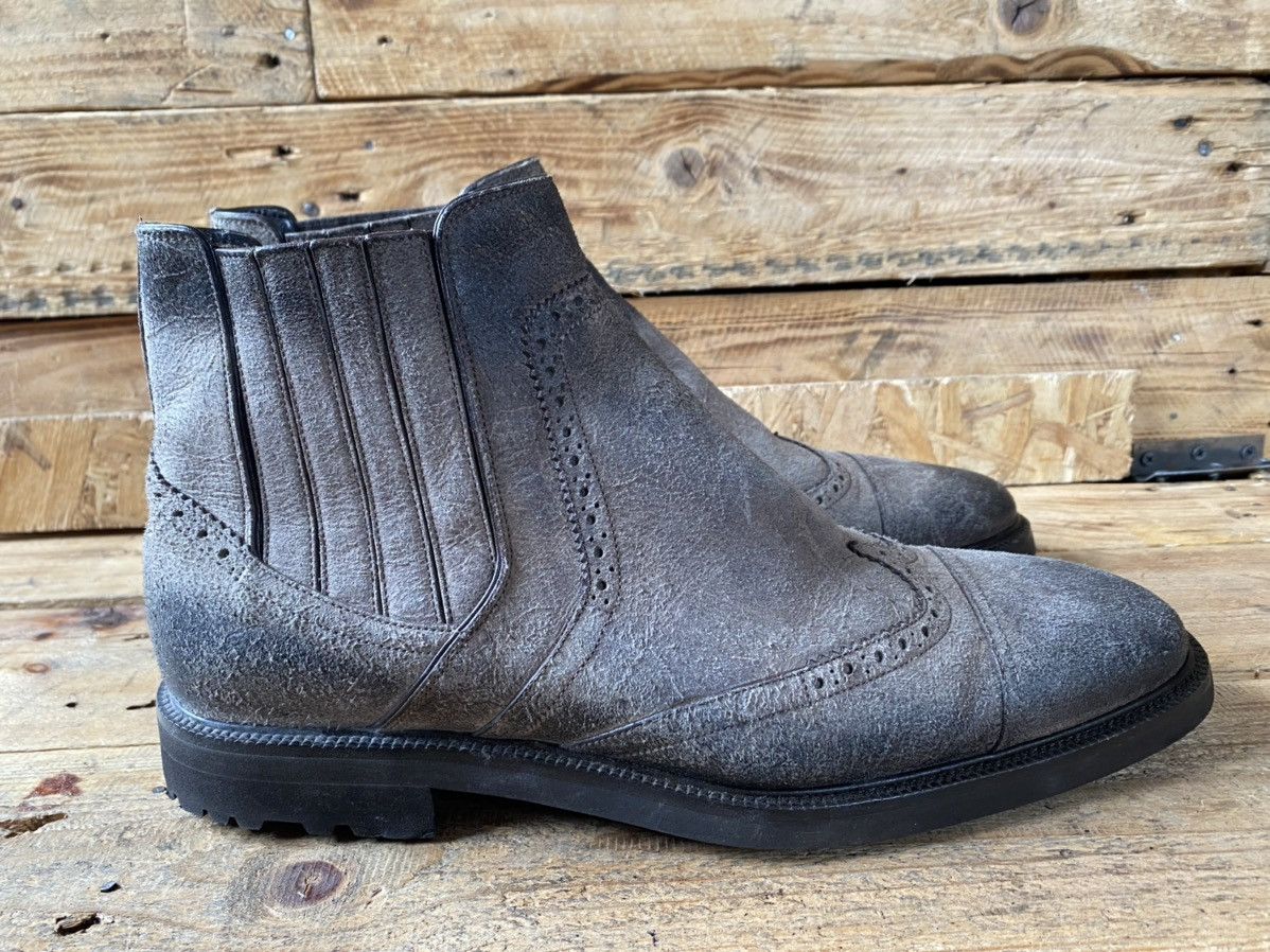 Dolce & Gabbana Dolce gabbana distressed suede gray chelsea boots Size US 10 / EU 43 - 6 Thumbnail