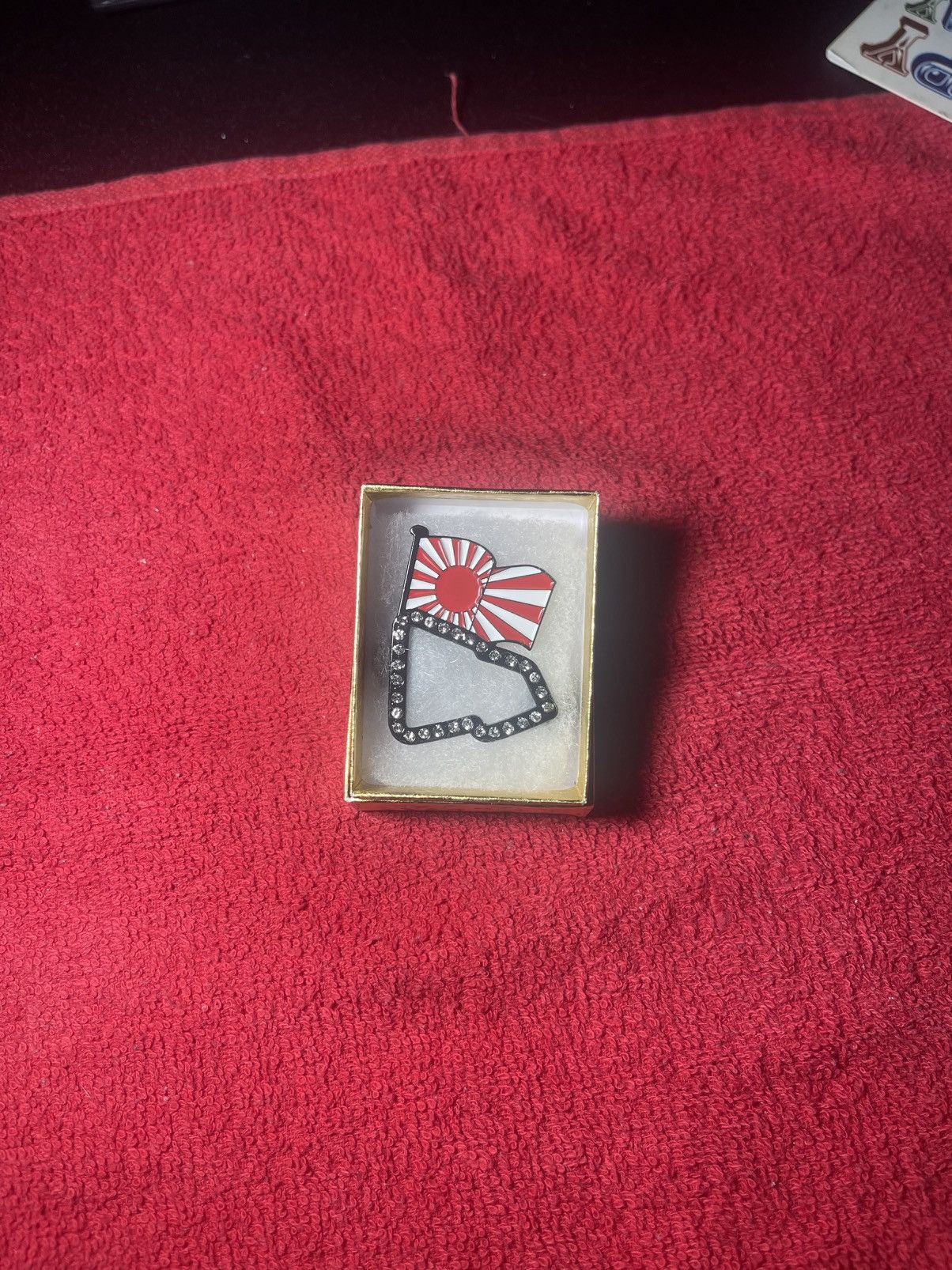New Era Japan Rising Sun Hat Pin by @KMstayintrue WxstCoast Size ONE SIZE - 8 Thumbnail