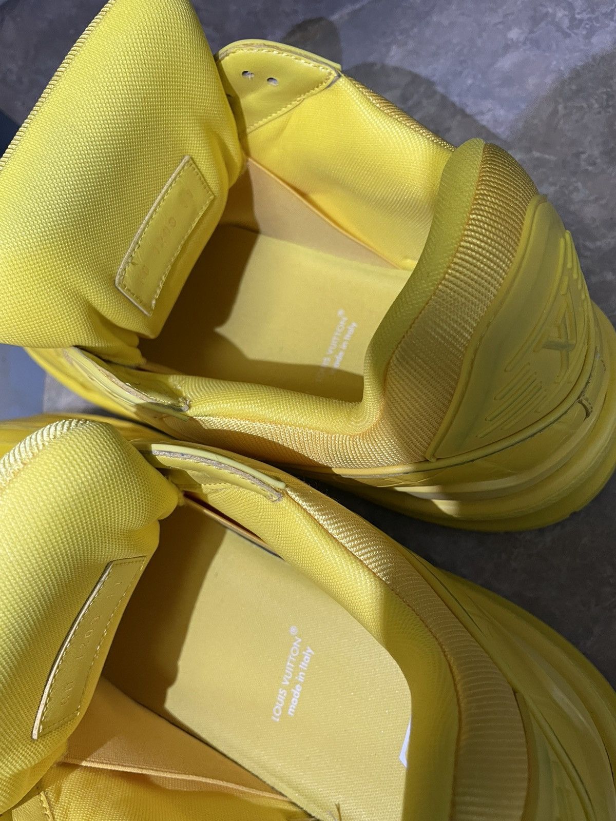 Louis Vuitton LV trainer maxi sneaker Size US 11 / EU 44 - 18 Thumbnail
