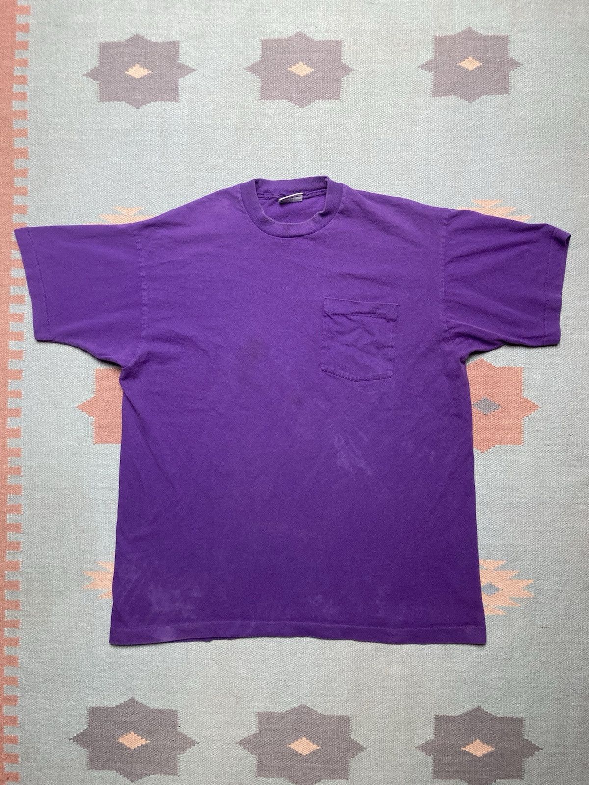 Vintage Vtg 90s pocket t shirt faded plum single stitch cotton XL Size US XL / EU 56 / 4 - 1 Thumbnail
