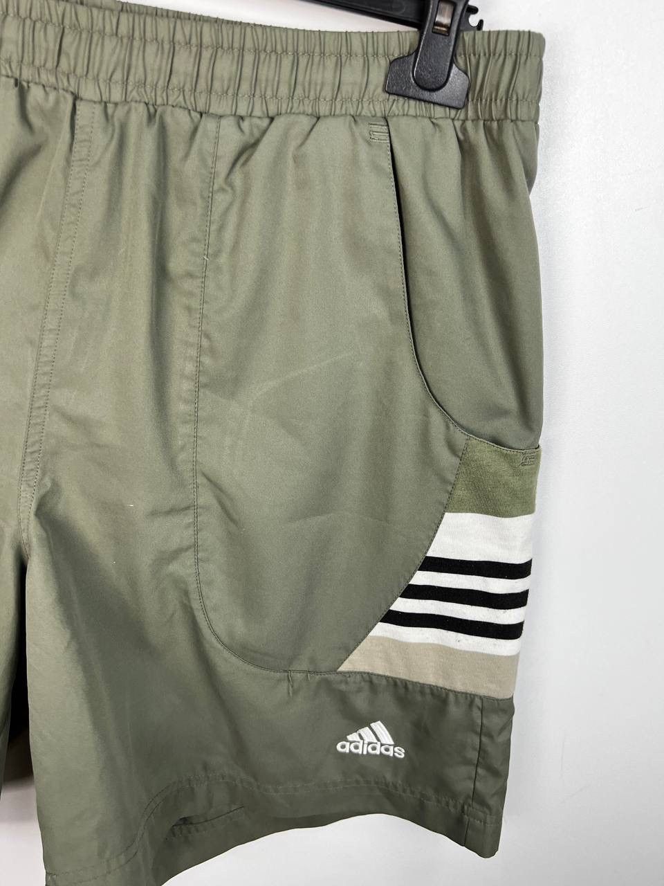 Vintage Adidas 90s streetwear vintage Shorts size L/33 Size US 33 - 5 Thumbnail