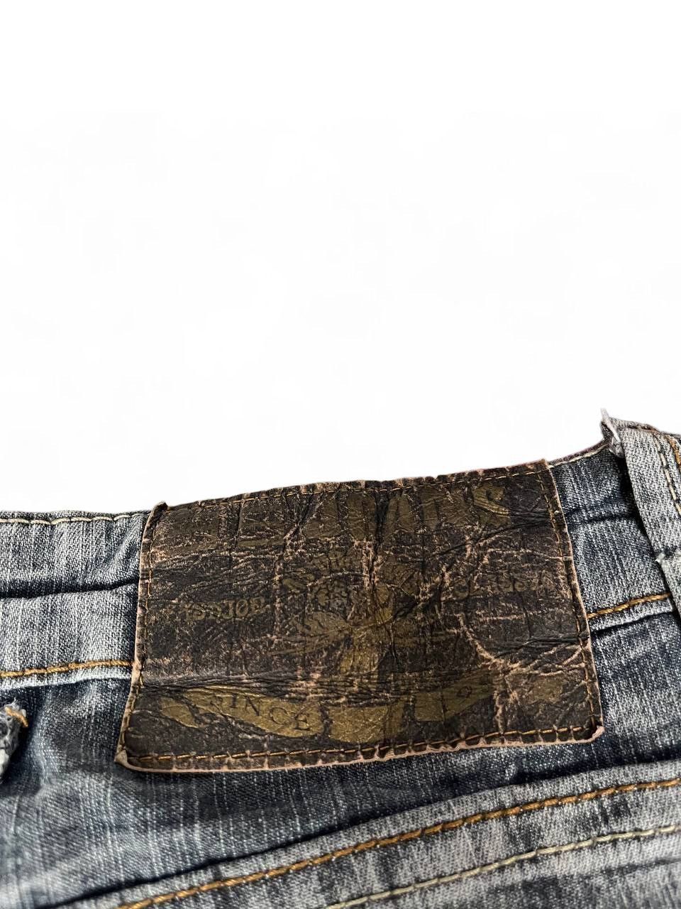 Japanese Brand Flared Aston Jeans distressed thrashed ripped thunder lgb Size US 29 - 8 Thumbnail