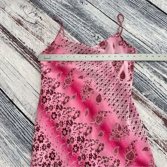Vintage Vintage 90’s “Scarlett” Pink Floral Slip Dress Size M / US 6-8 / IT 42-44 - 9 Thumbnail