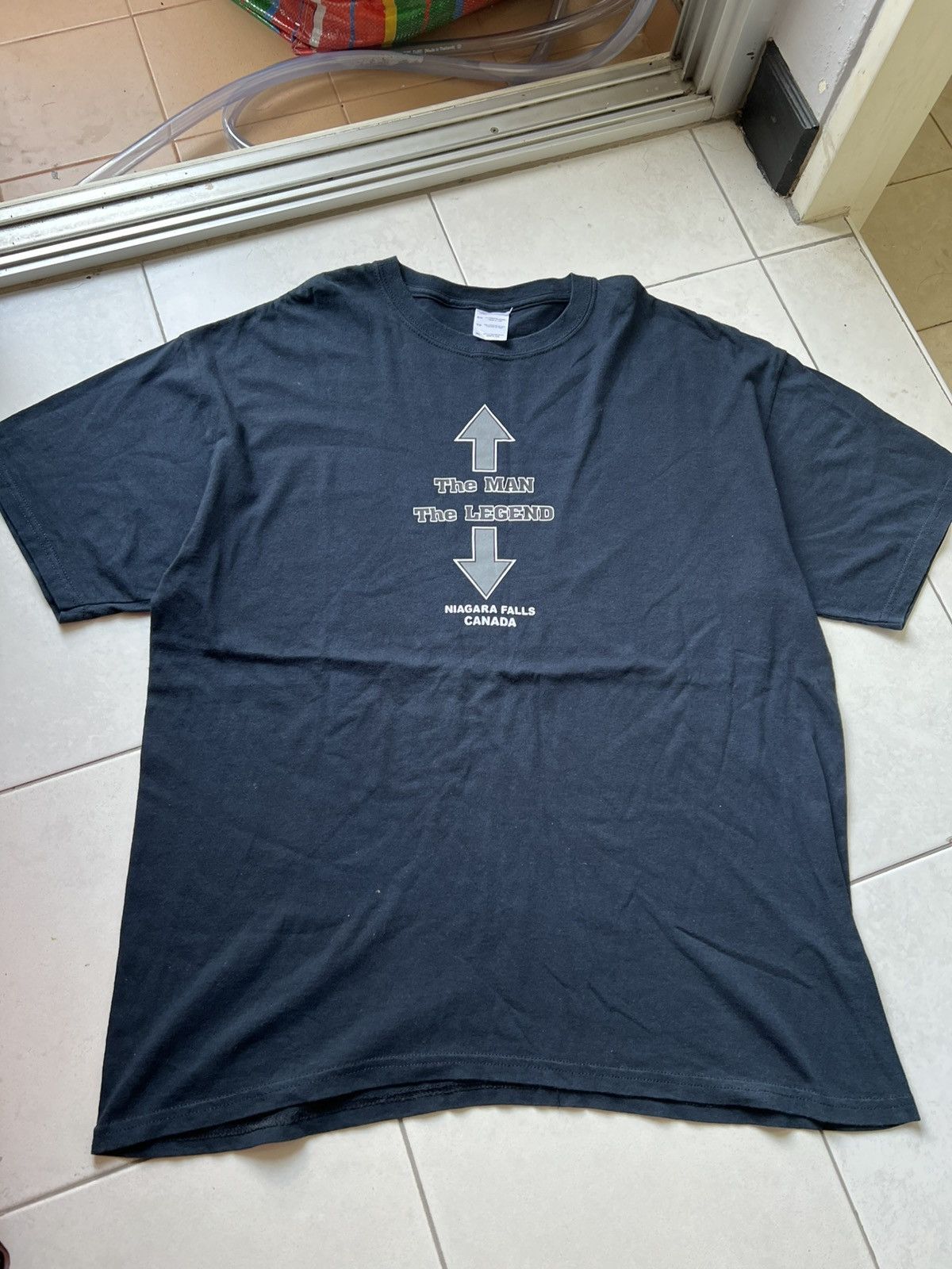 Vintage The Man The Legend T-Shirt Size US XL / EU 56 / 4 - 4 Thumbnail