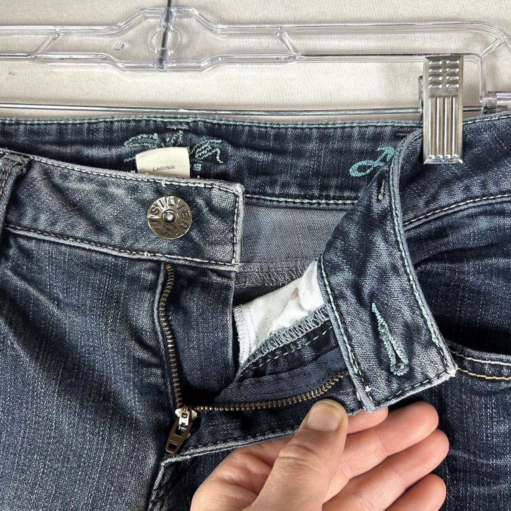 Vintage Silver Aiko Bootcut Jeans Womens 32 Blue Low Rise Embroidered Thick Stitch Hemmed Jeans Size 24" / US 00 / IT 34 - 5 Thumbnail