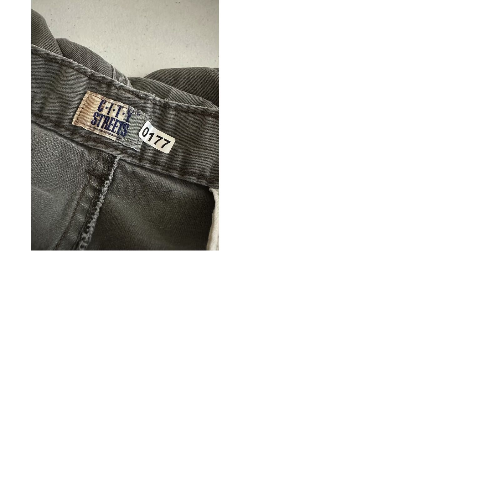 Olive VINTAGE City Streets Khaki Pants Mens 30 30x26 ACTUAL Distressed Olive Green Pleated Chino Casual 80s 90s Mens Size US 30 / EU 46 - 10 Thumbnail