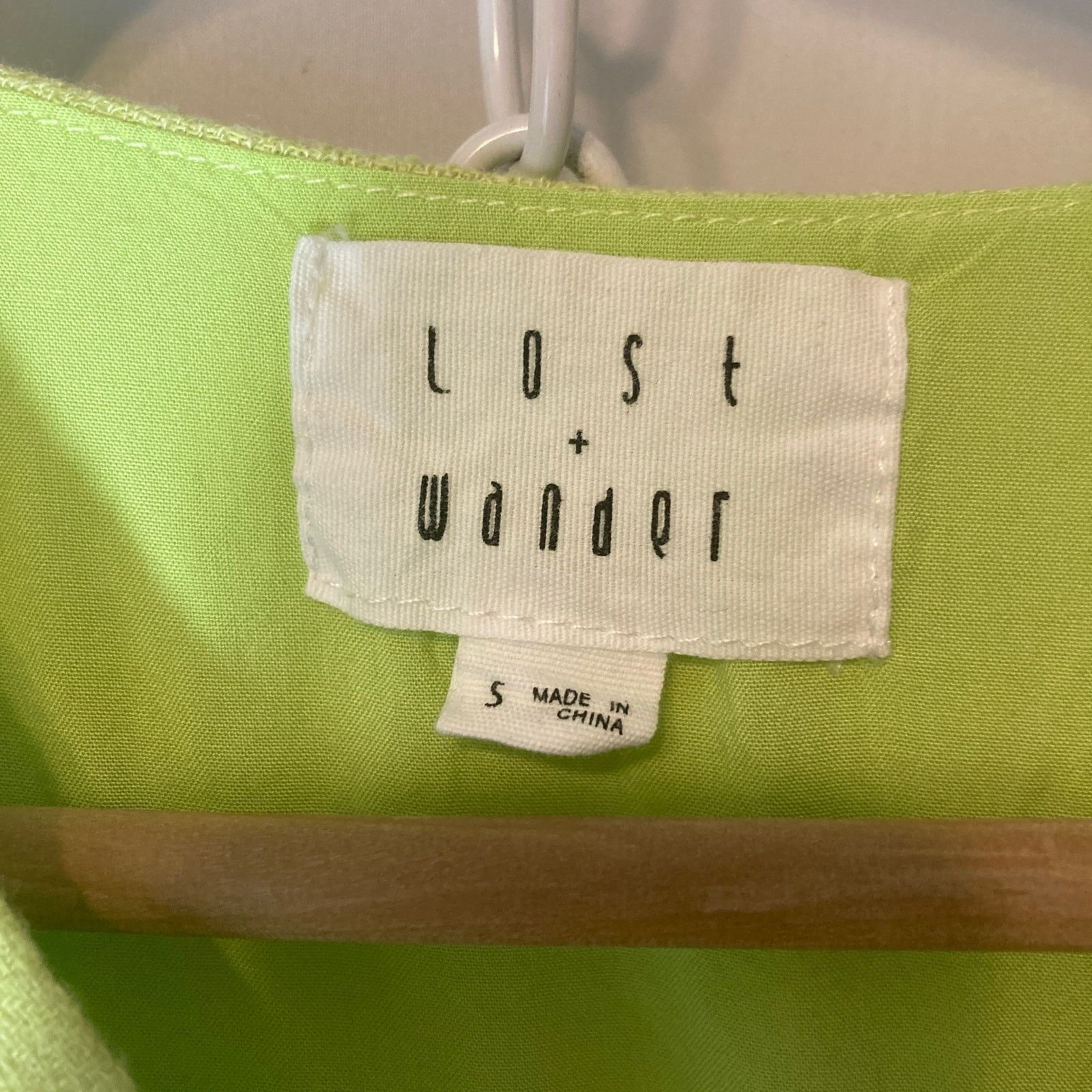 Other Lost and Wander Green Wrap Button Flutter Sleeves Crop Top Size S / US 4 / IT 40 - 2 Thumbnail