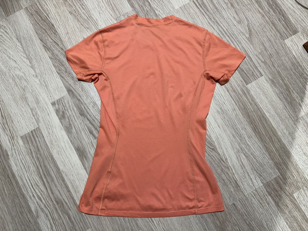 Arc'teryx Arc’teryx t shirt S Size S / US 4 / IT 40 - 7 Thumbnail