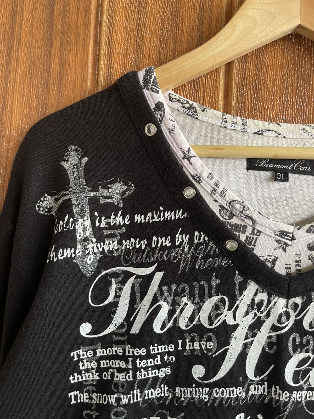Beauty Beast Vintage’90s🔥BEAUMONT🔥Humor V Neck Long Sleeve Tee Size US L / EU 52-54 / 3 - 5 Thumbnail