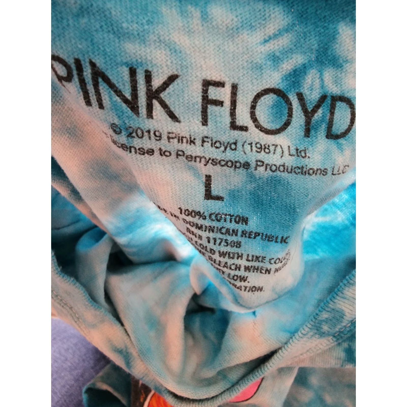 Vintage Mens Pink Floyd Tie Dye T-Shirt Band Tee L Blue Short Sleeve Crew Neck 90s Music Big Graphic Mens Size US L / EU 52-54 / 3 - 3 Thumbnail