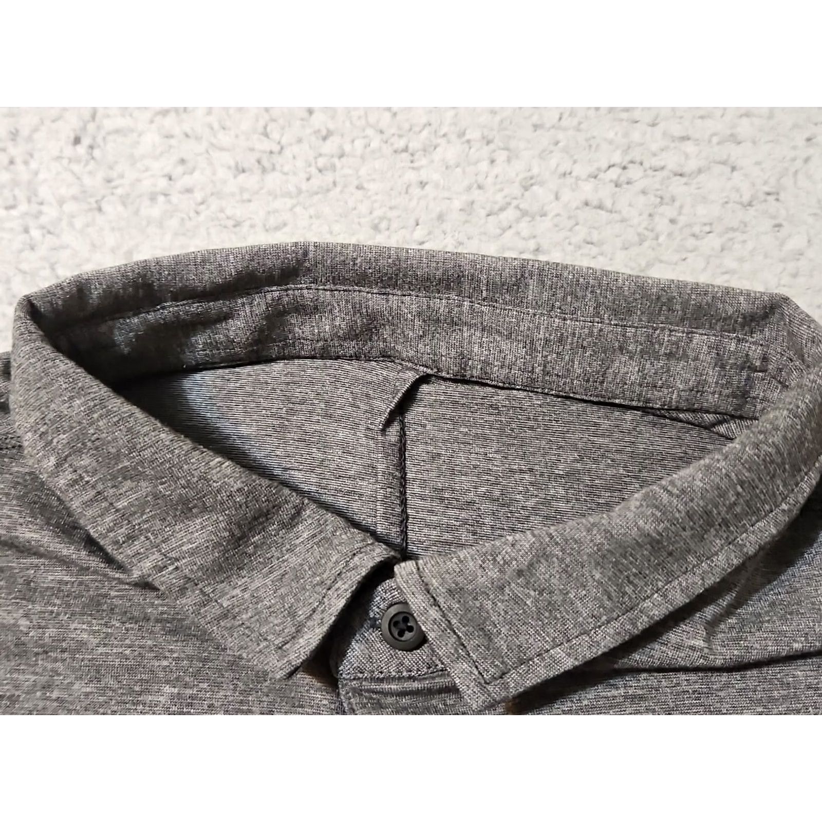 Lululemon Lululemon Polo Shirt Mens Size XL Gray Performance Short Sleeve Casual Golf Flex Size US XL / EU 56 / 4 - 4 Thumbnail