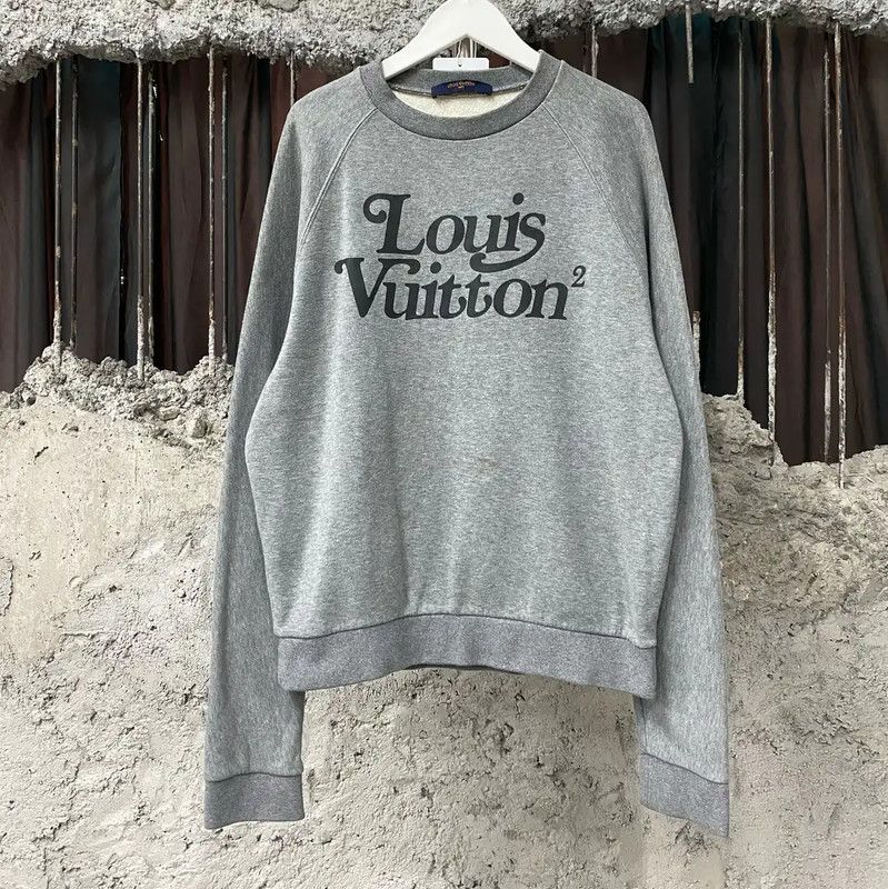 Louis Vuitton Louis Vuitton Gray Long Sleeve Sweatshirt 0089 Size US XS / EU 42 / 0 - 1 Thumbnail
