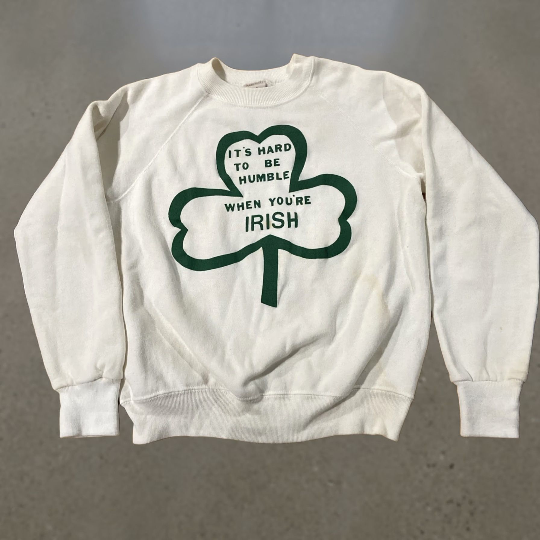 Vintage VINTAGE 80s Bassett Walker White Hard to Be Humble When You're Irish Medium Sweater V-Neck Pullover Cotton Unisex Adults M White 80s Theme Mens/Womens Size US M / EU 48-50 / 2 - 1 Thumbnail
