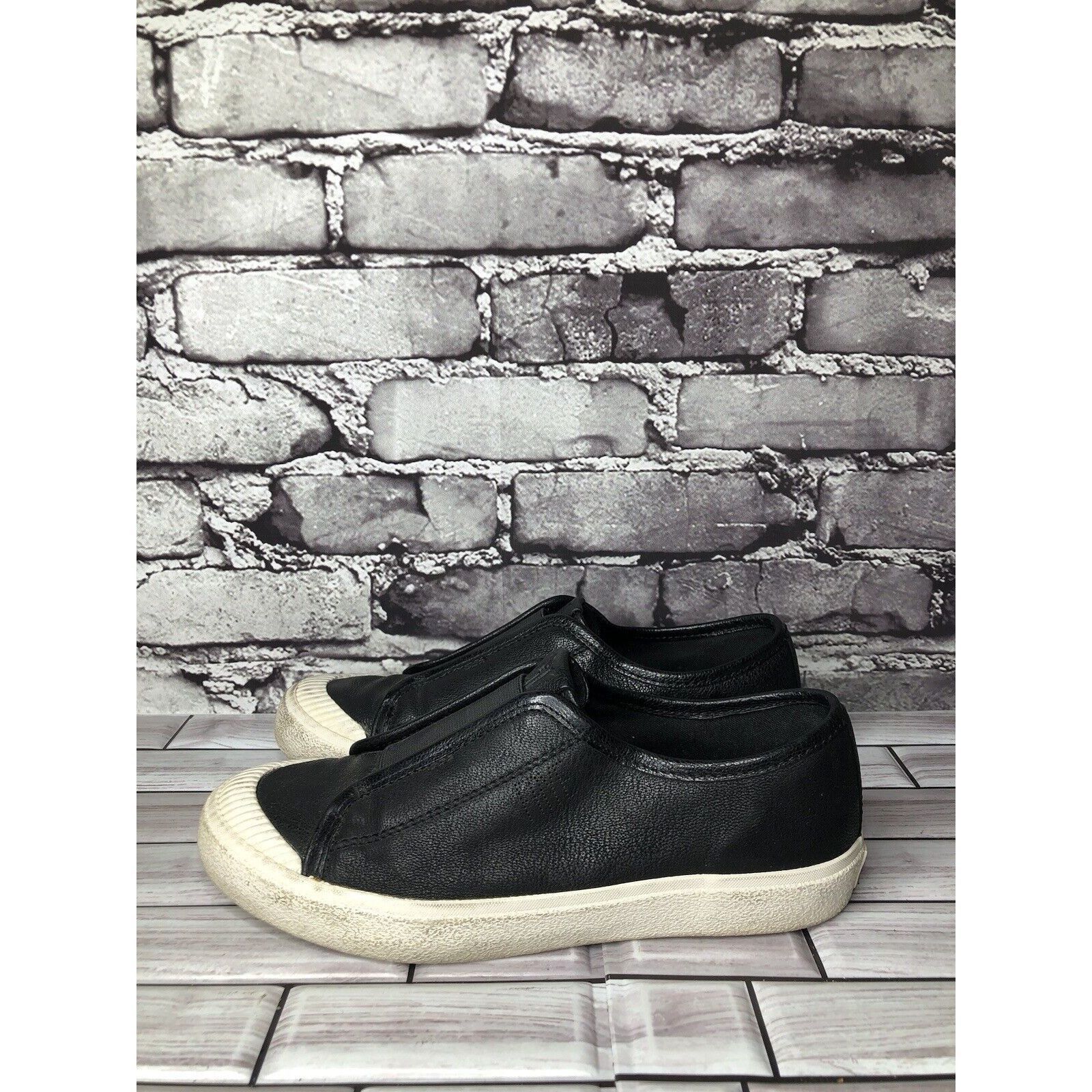 Frye Frye Black Leather Slip On Comfort Casual Sneakers Shoes Wom Size US 7 / IT 37 - 13 Thumbnail