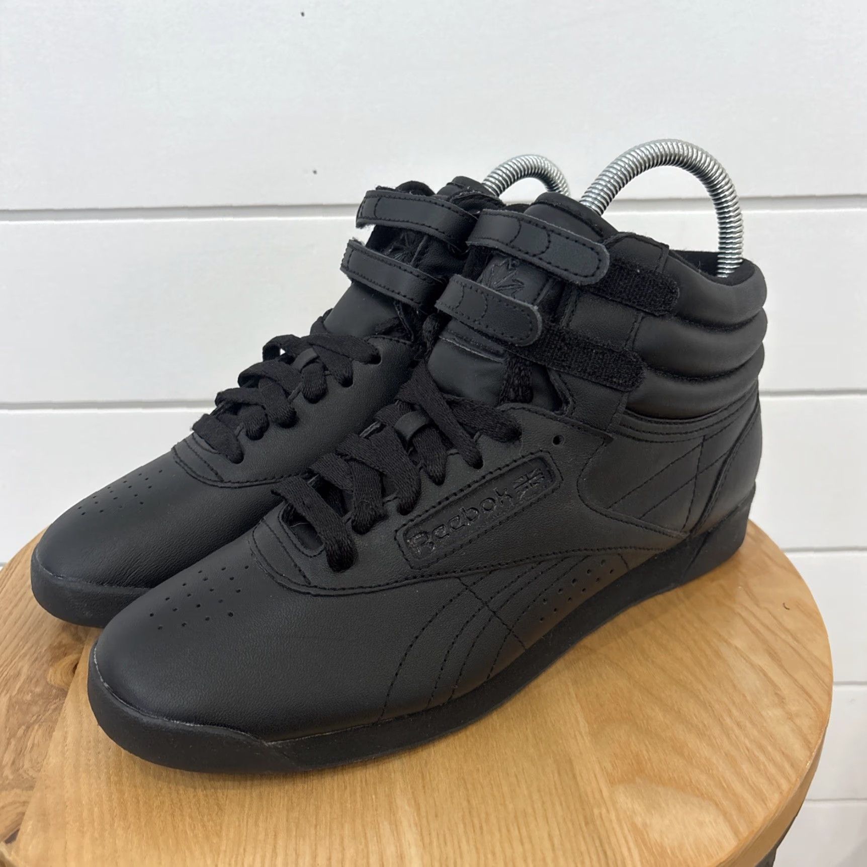 Reebok VINTAGE Reebok Princess Sneaker High Top Womens Sz 7.5 Black 80s 90s Classic Athletic Shoes Footwear Sneaker Size M / US 6-8 / IT 42-44 - 3 Thumbnail