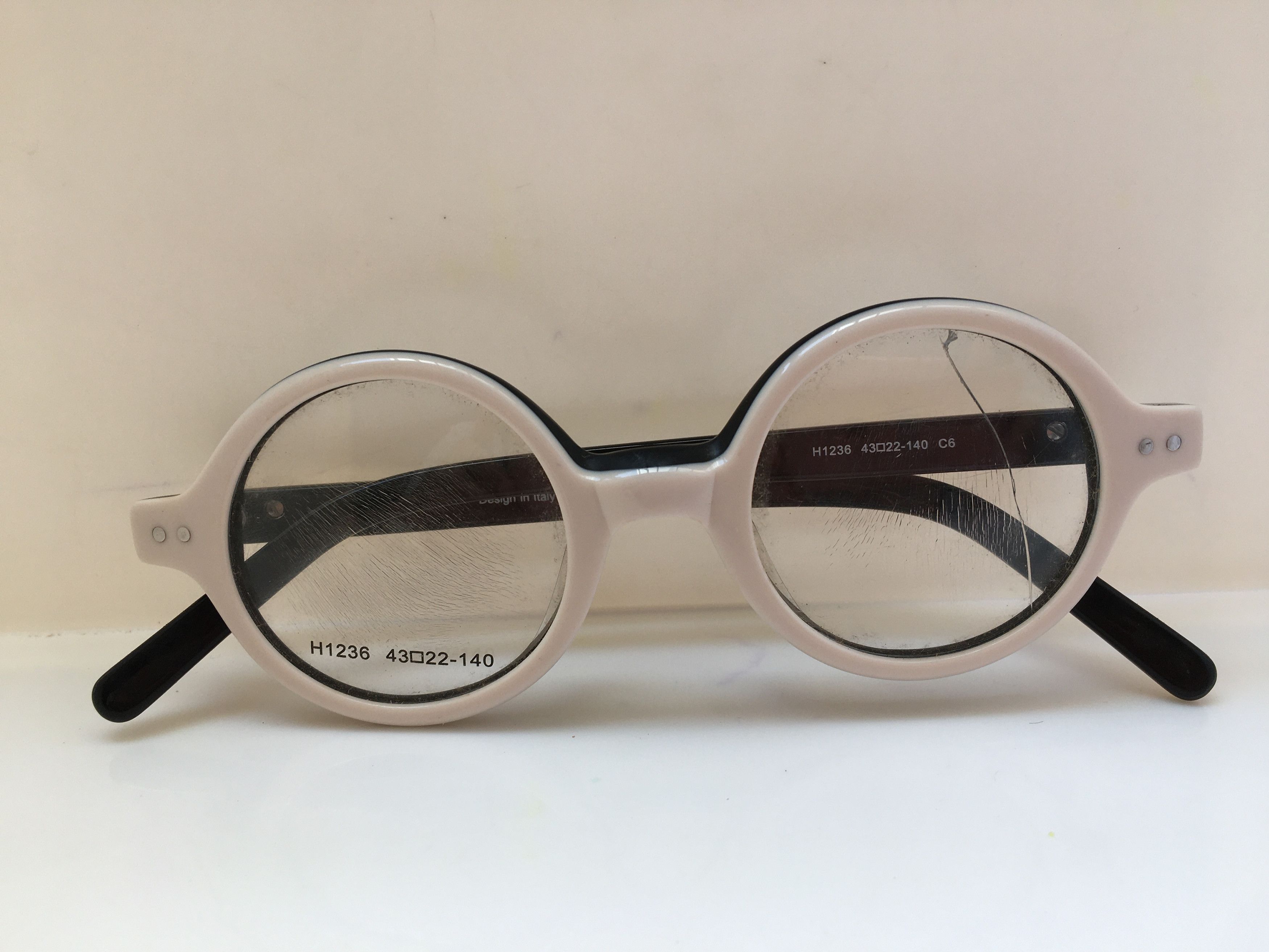 Vintage Vintage Human Skull H1236 Round Eyeglasses Frame Size ONE SIZE - 6 Thumbnail