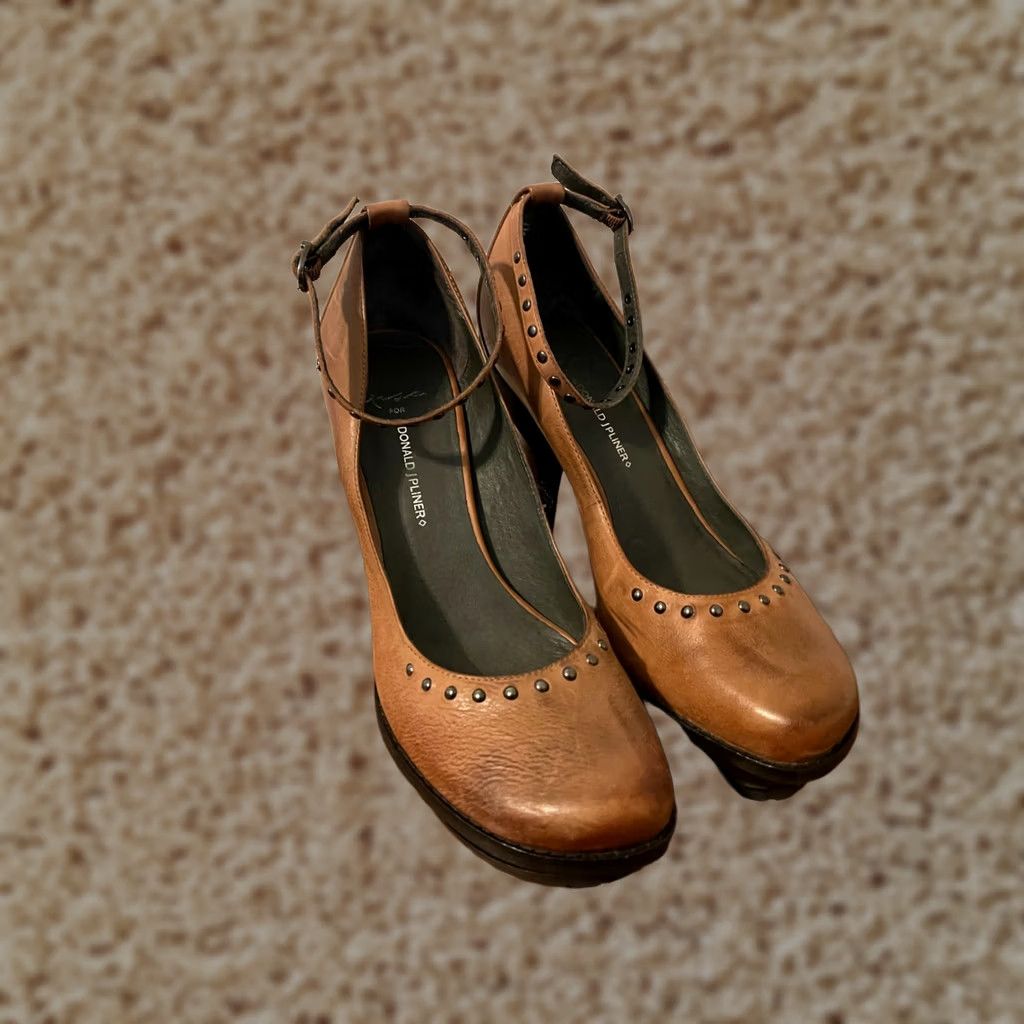 Donald Pliner Donald Pliner Lisa Inola Ankle Strap Platform Pumps Heels - Women's 10M Brown Leather Platform Heel Shoes M Mens Womens Size US 10 / IT 40 - 1 Thumbnail