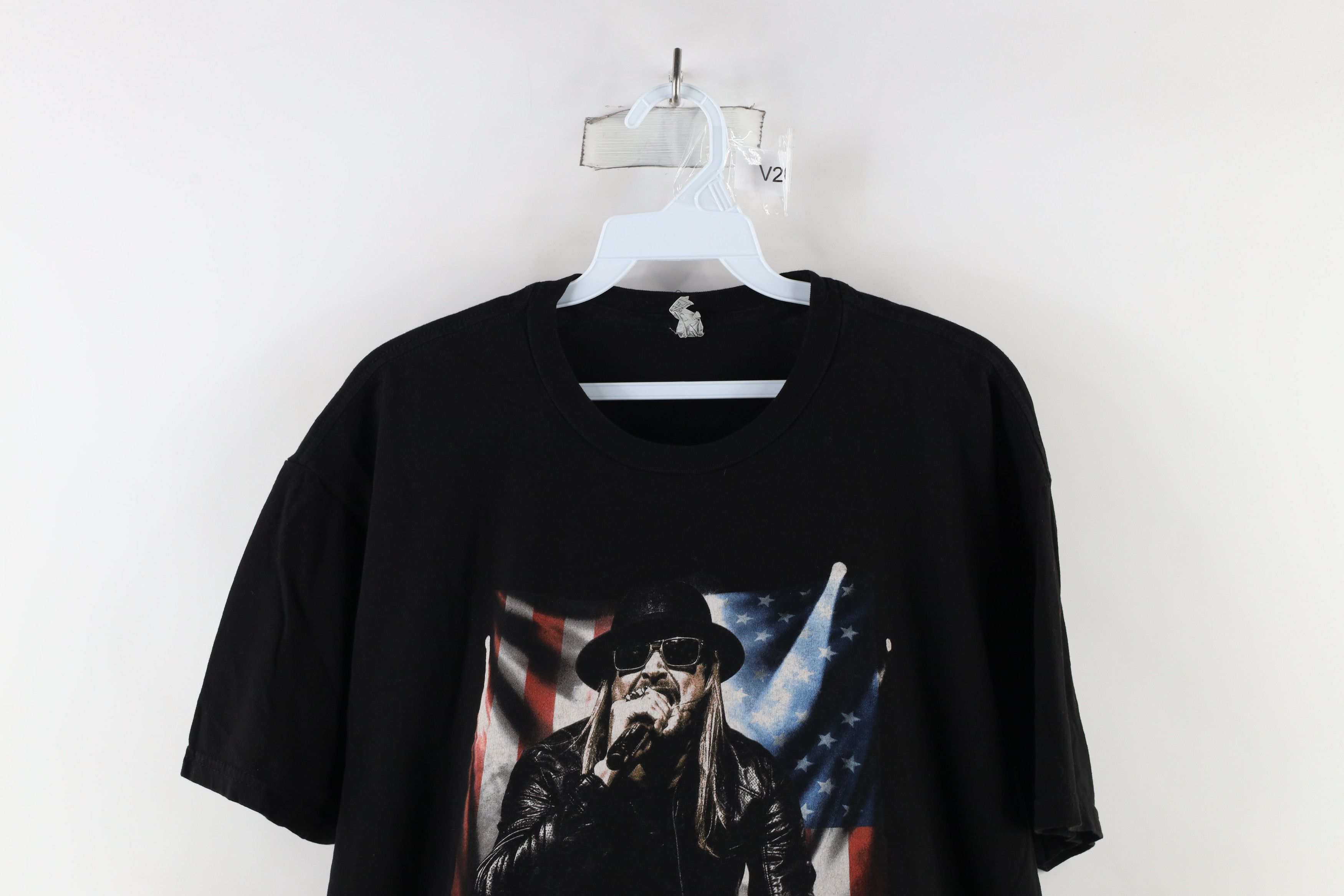 Vintage Y2K First Kiss Cheap Date Tour Kid Rock Band T-Shirt Black Size US XL / EU 56 / 4 - 2 Thumbnail