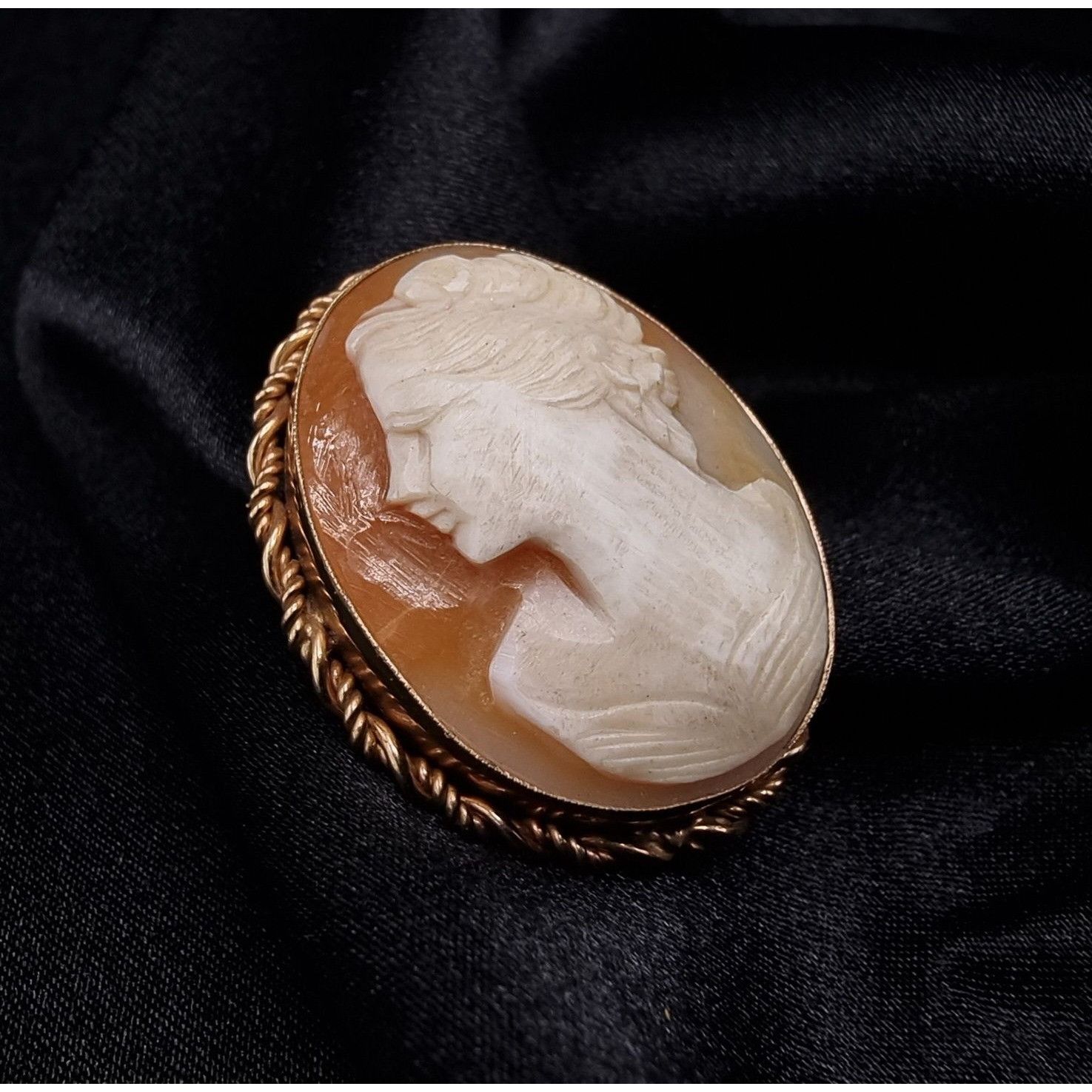 Vintage Rare Find Vintage 1960's-1970's INC Signed 12k Gold-Filled N Size ONE SIZE - 3 Thumbnail