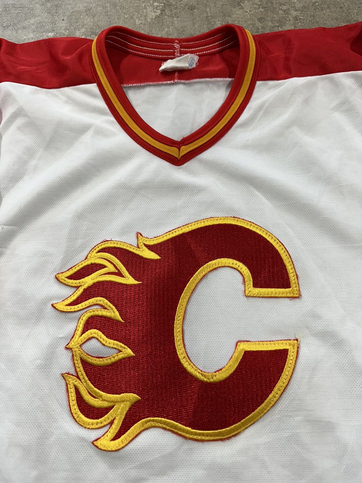 Ccm Vintage 90s CCM Calgary Flames NHL Hockey Jersey Size US M / EU 48-50 / 2 - 4 Thumbnail