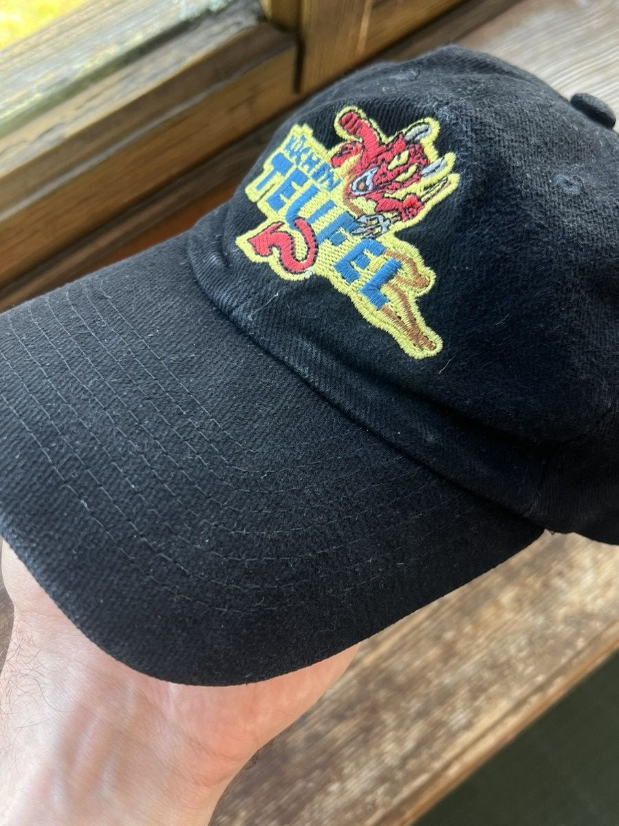 Vintage Vintage 90s Hat Kuchen Teufel Hunden Graphic Cap Black Size ONE SIZE - 6 Thumbnail