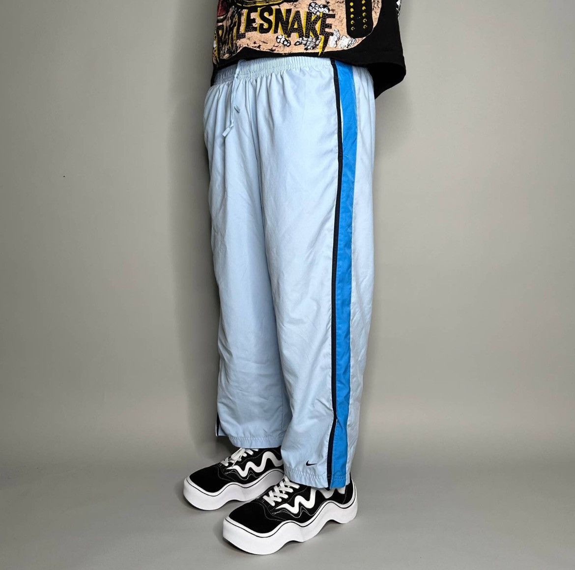 Nike Vintage Y2K Nike Track Pants size small Size 26" / US 2 / IT 38 - 1 Thumbnail