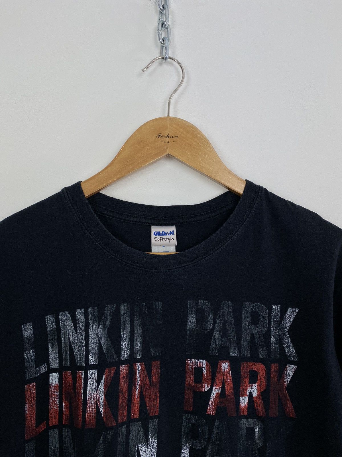 Band Tees Vintage Gildan Linkin Park Logo Short Sleeve T-Shirt Men’s M Size US M / EU 48-50 / 2 - 2 Thumbnail