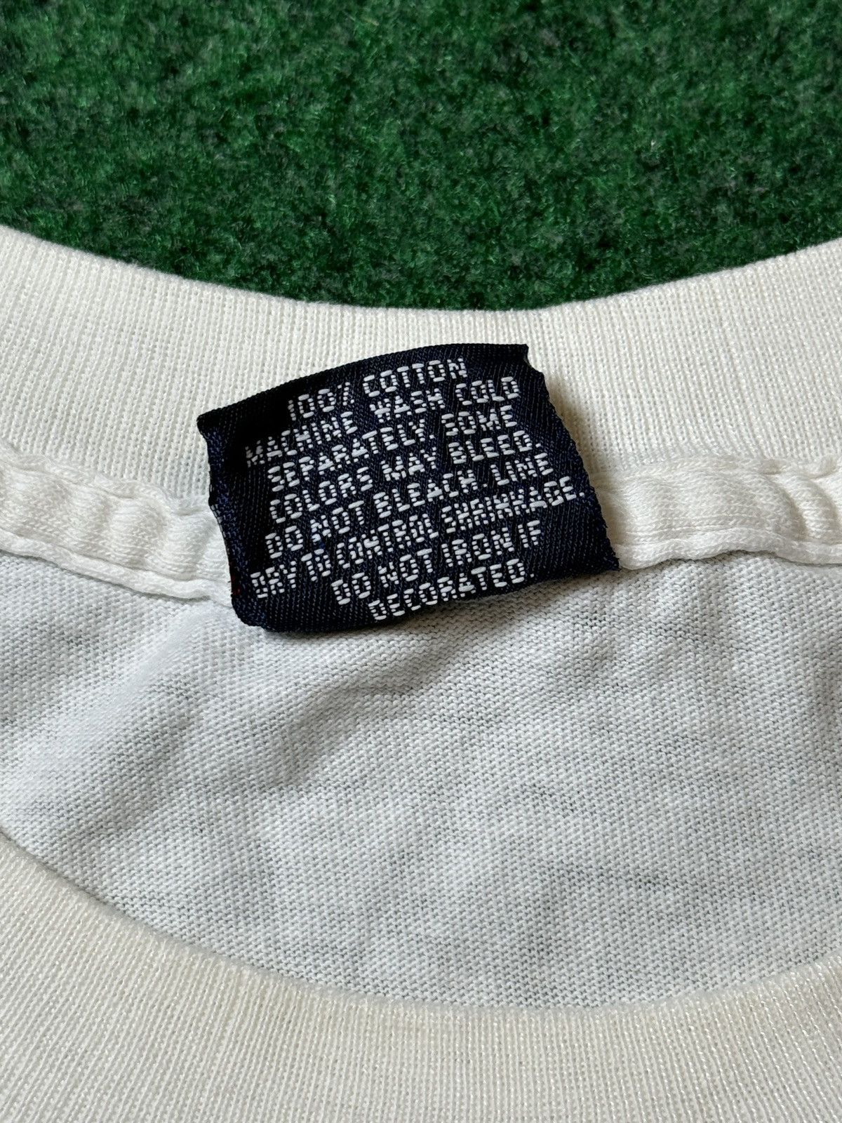 Jansport × Vintage Vintage 90s Slippery Rock University Jansport XL T Shirt Size US XL / EU 56 / 4 - 4 Thumbnail