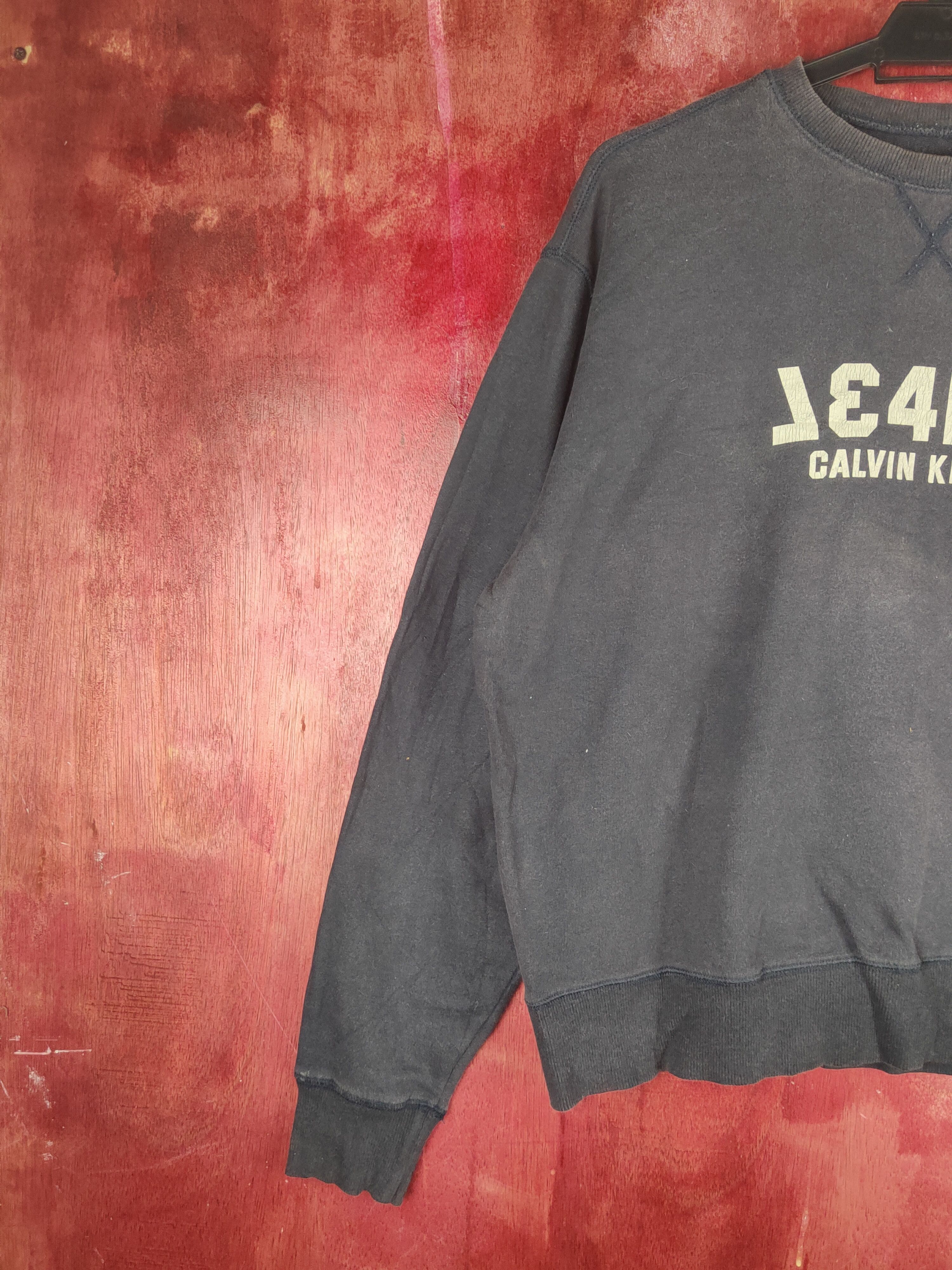 Calvin Klein × Japanese Brand × Vintage Calvin Klein Dark Blue Faded Sweatshirts #S1884 Size US M / EU 48-50 / 2 - 4 Thumbnail