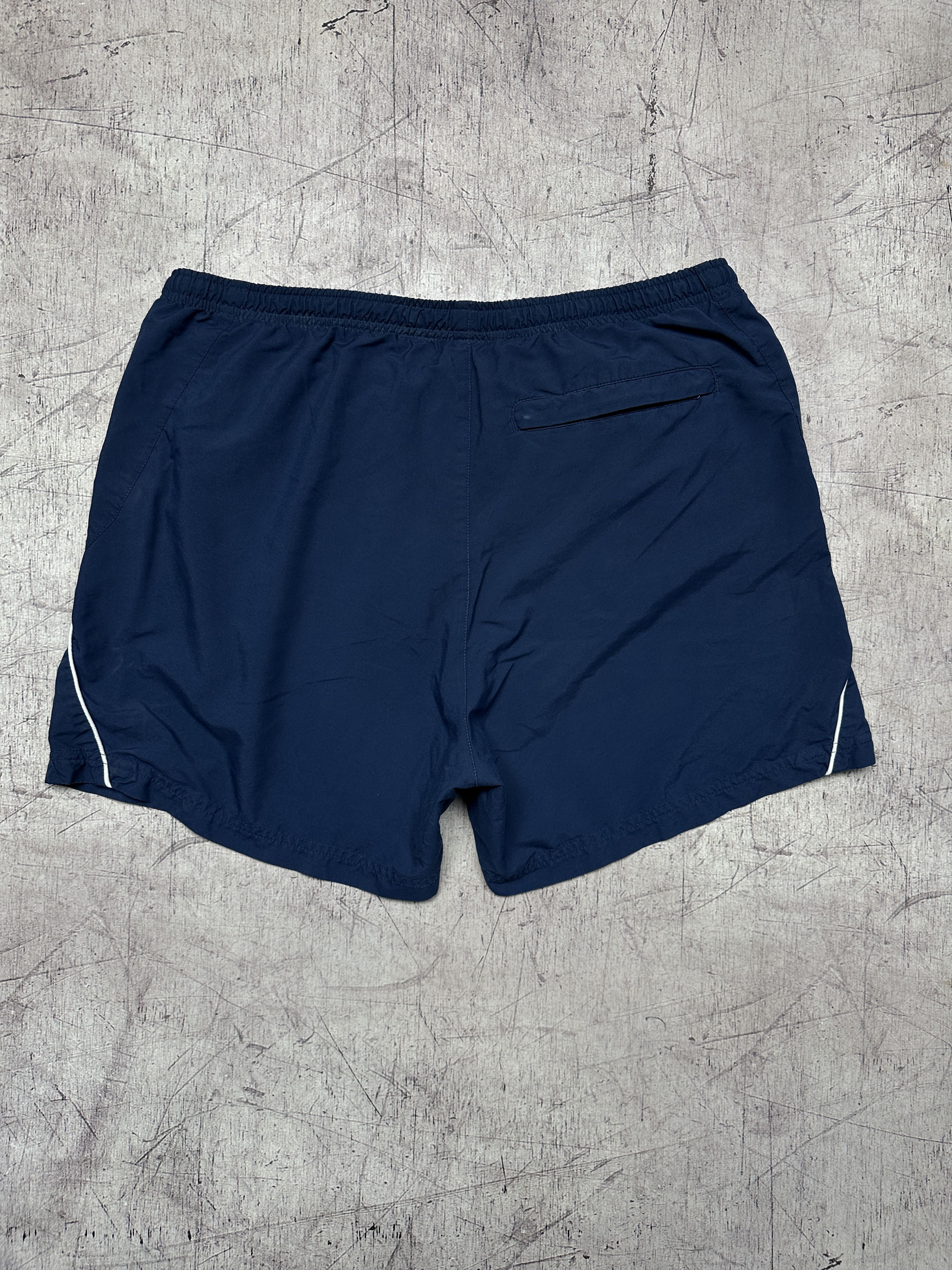 Nike Nike Vintage Mens Nylon Shorts Size US 34 / EU 50 - 8 Thumbnail