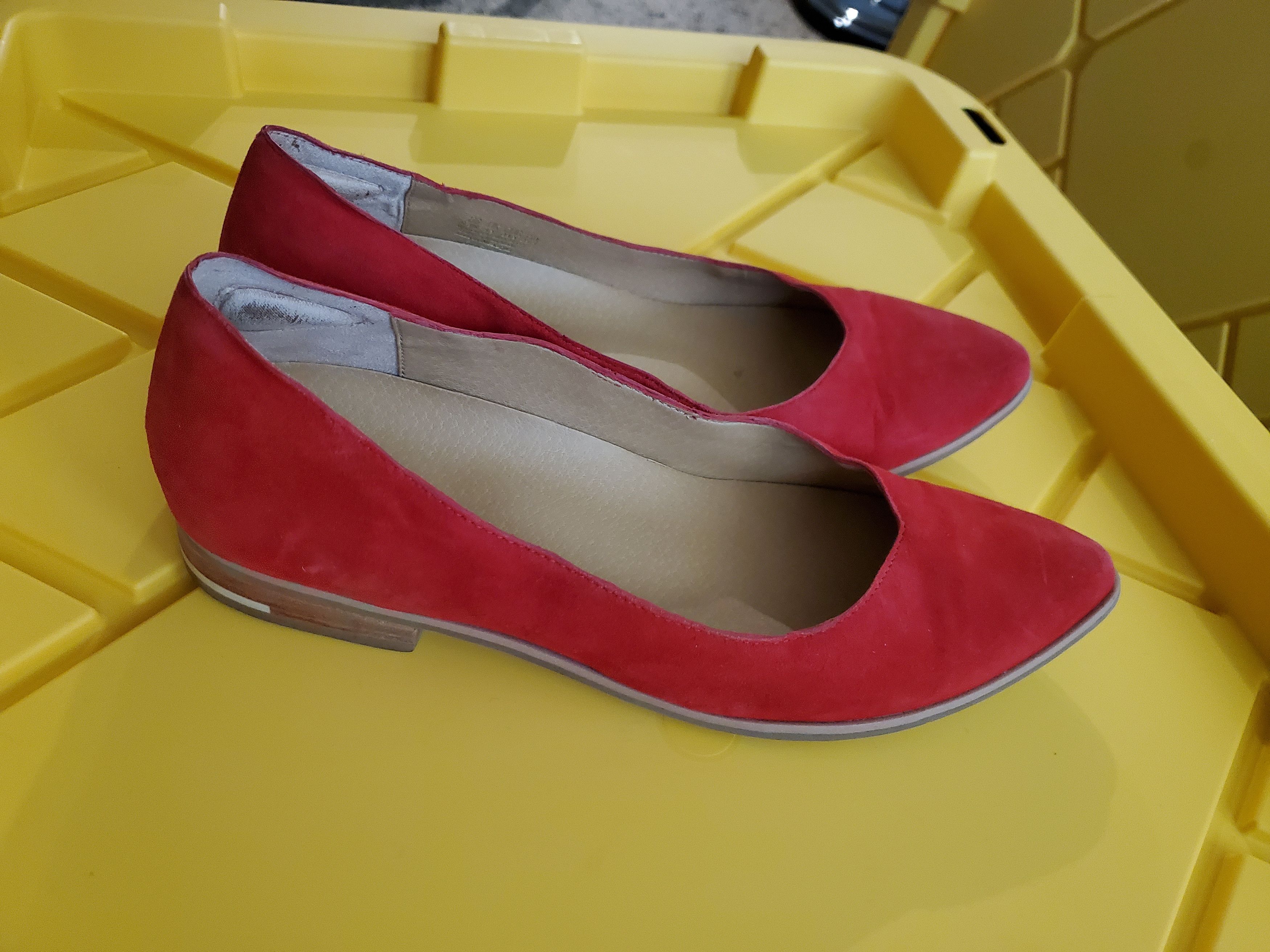 Other Dr. Scholl's comfort red suede leather flats w wooden heel Size US 8.5 / IT 38.5 - 9 Thumbnail