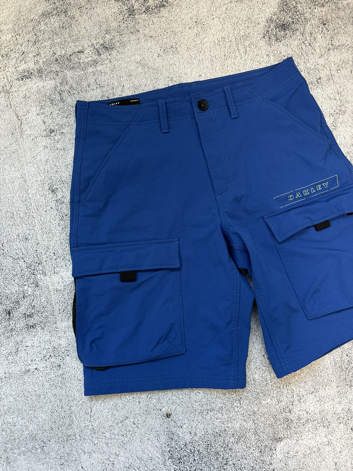 Oakley Men’s Oakley Cargo Shorts 33 Size Blue Logo Size US 32 / EU 48 - 3 Thumbnail