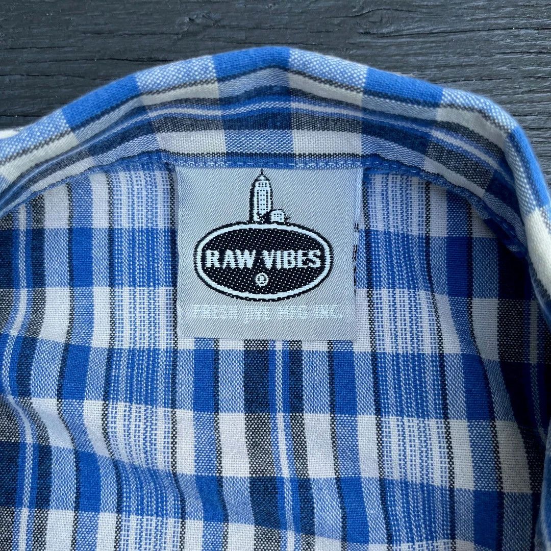 Freshjive Freshjive 1990 90s Vintage USA Made S/S Raw Vibes Shirt Size US XL / EU 56 / 4 - 4 Thumbnail